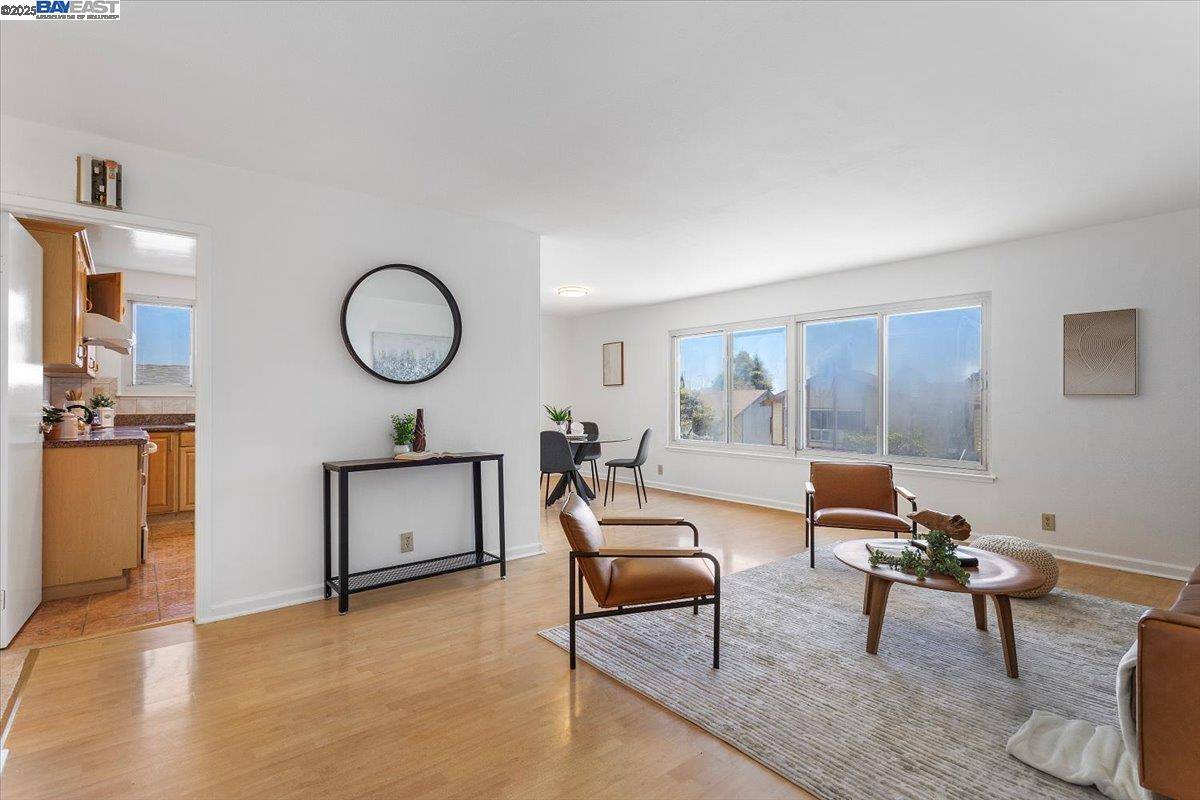 Daly City, CA 94015,20 Margate