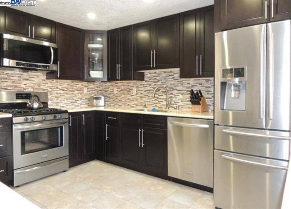 San Leandro, CA 94577,14161 Seagate Dr