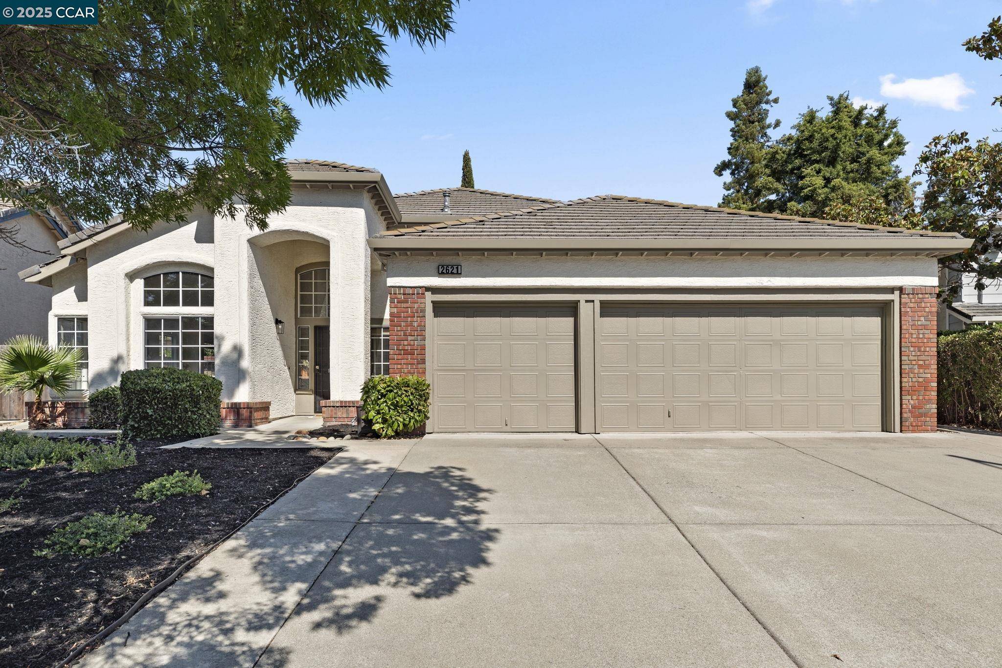 Antioch, CA 94509,2621 Larch Way