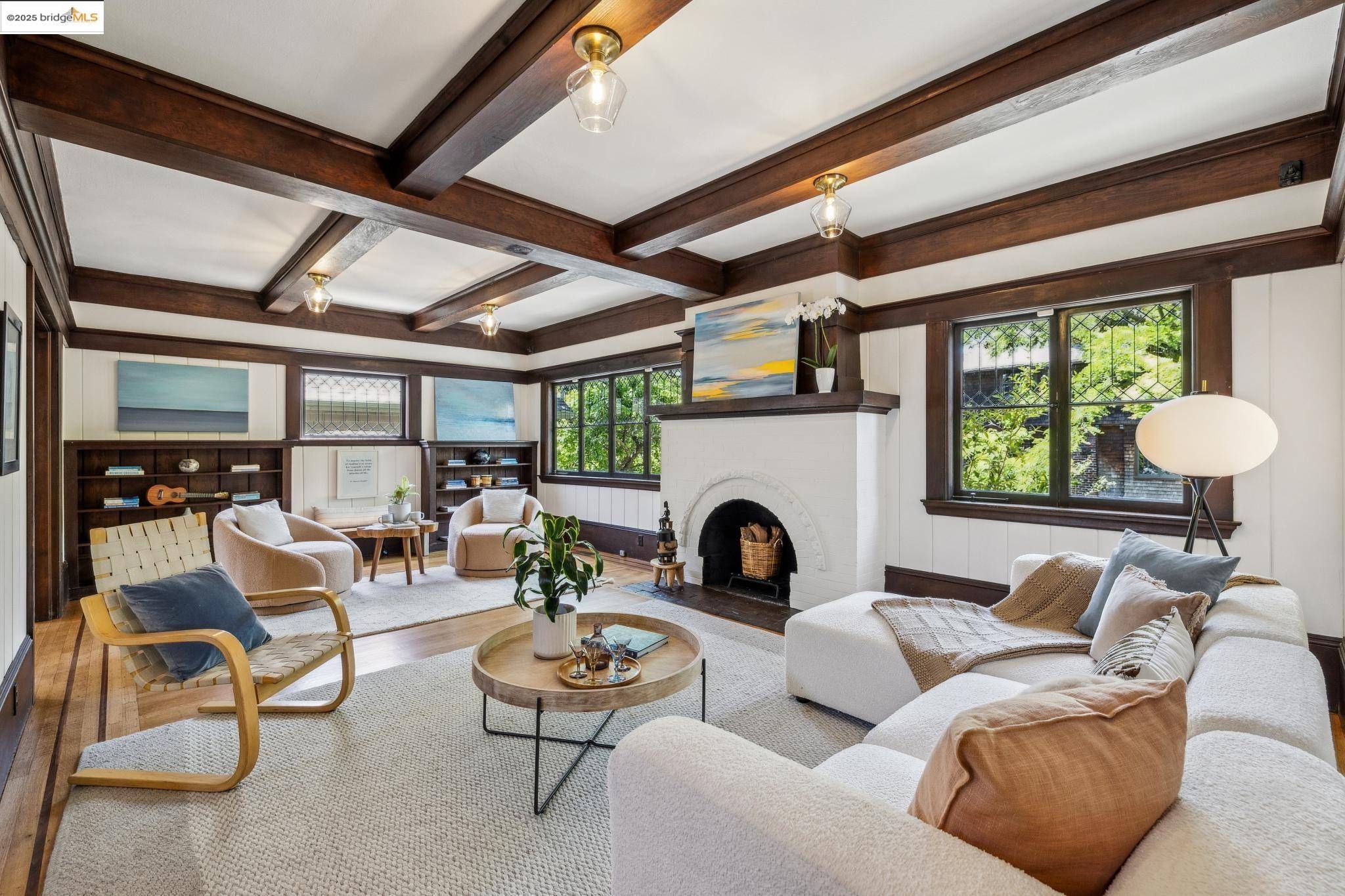 Berkeley, CA 94705,2945 Magnolia St