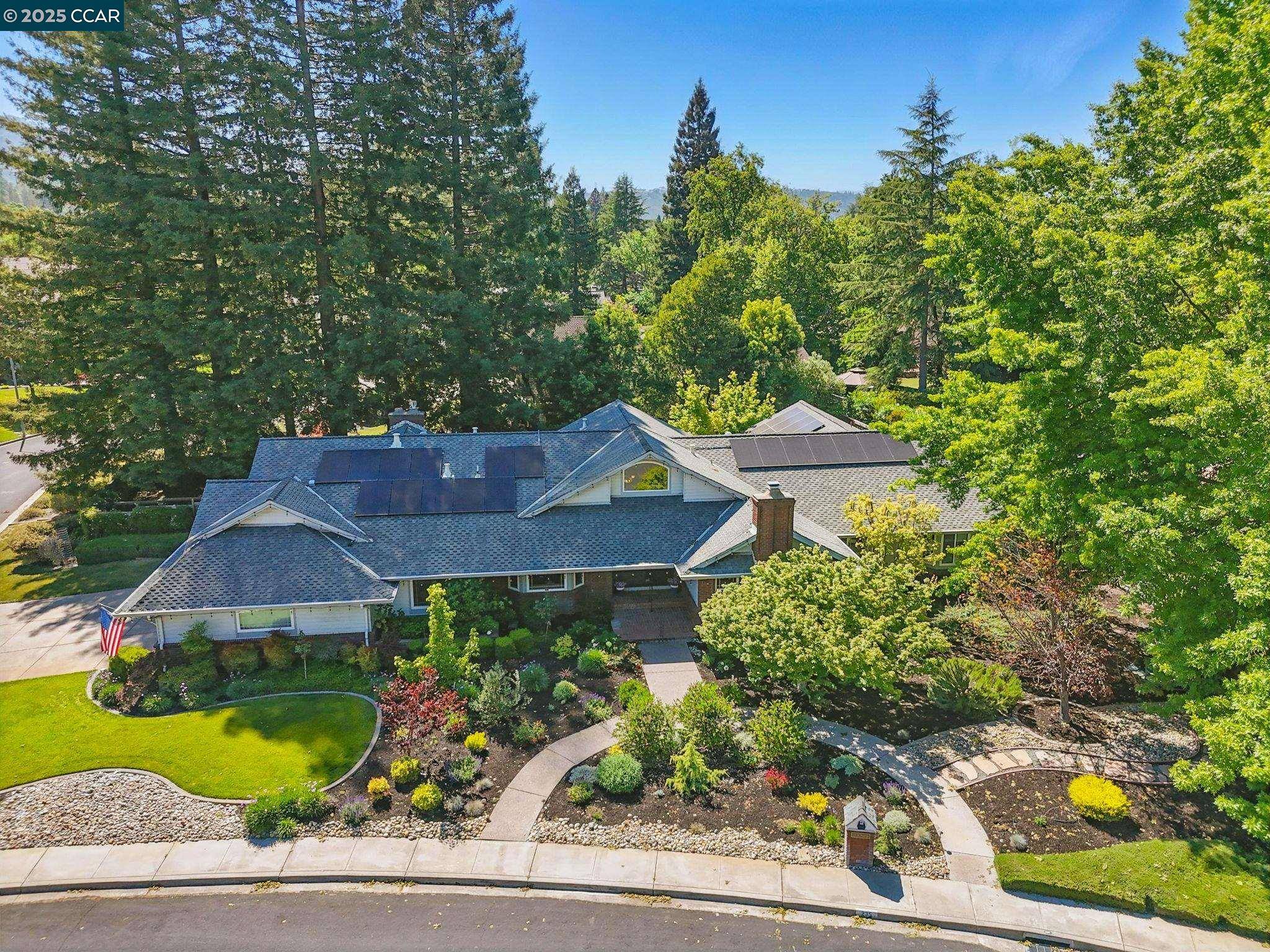 Alamo, CA 94507,235 Saint Paul Dr