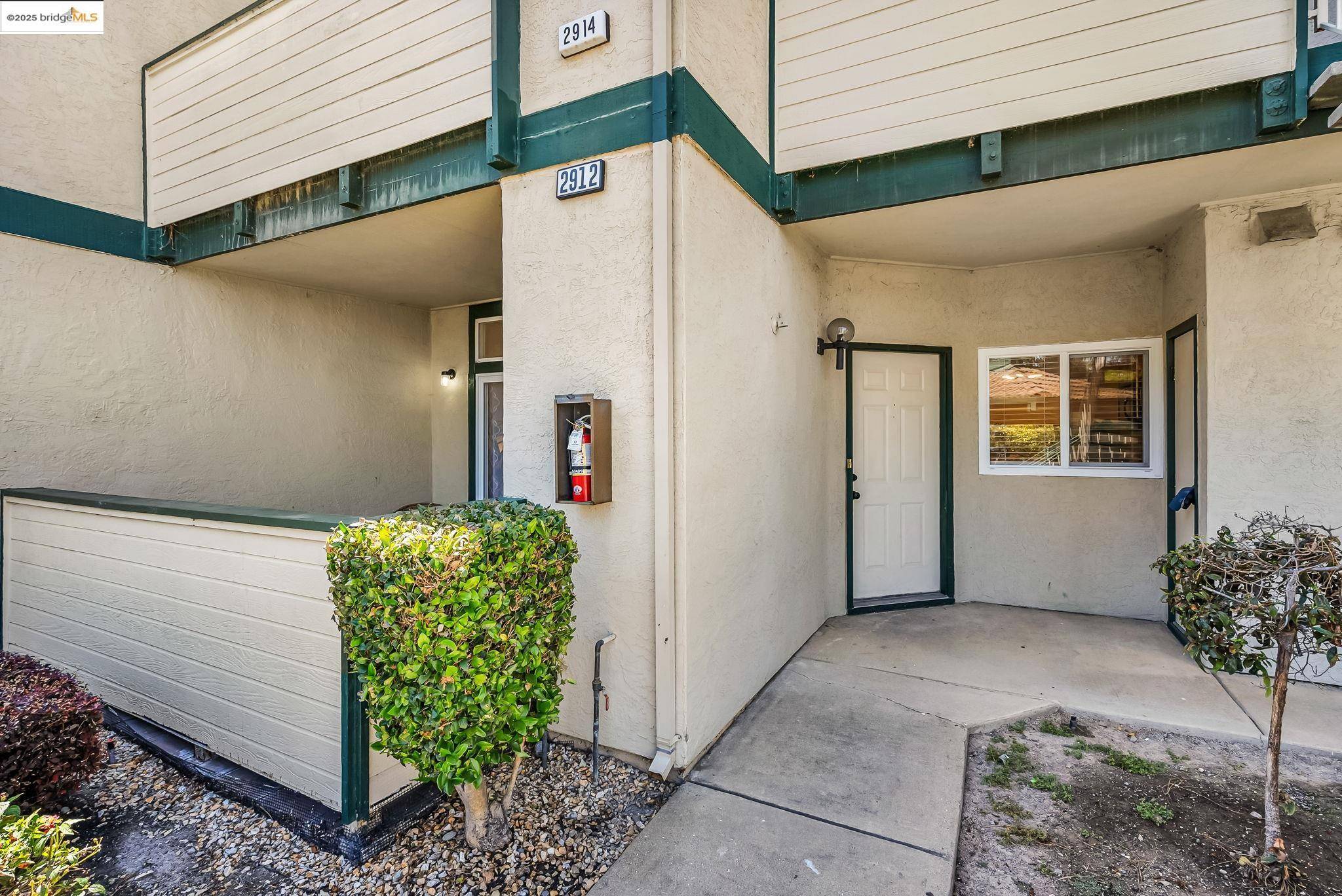 Union City, CA 94587,2912 Flint St #117