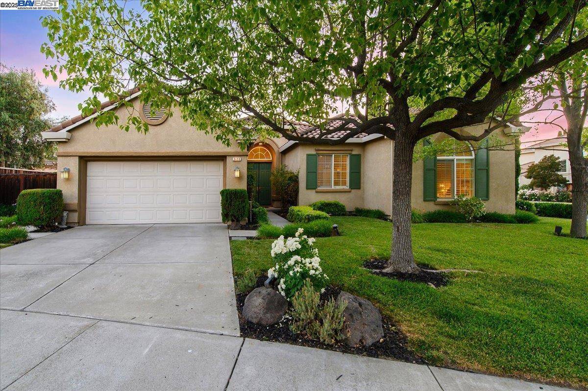 Pleasanton, CA 94588,3499 Dennis Dr