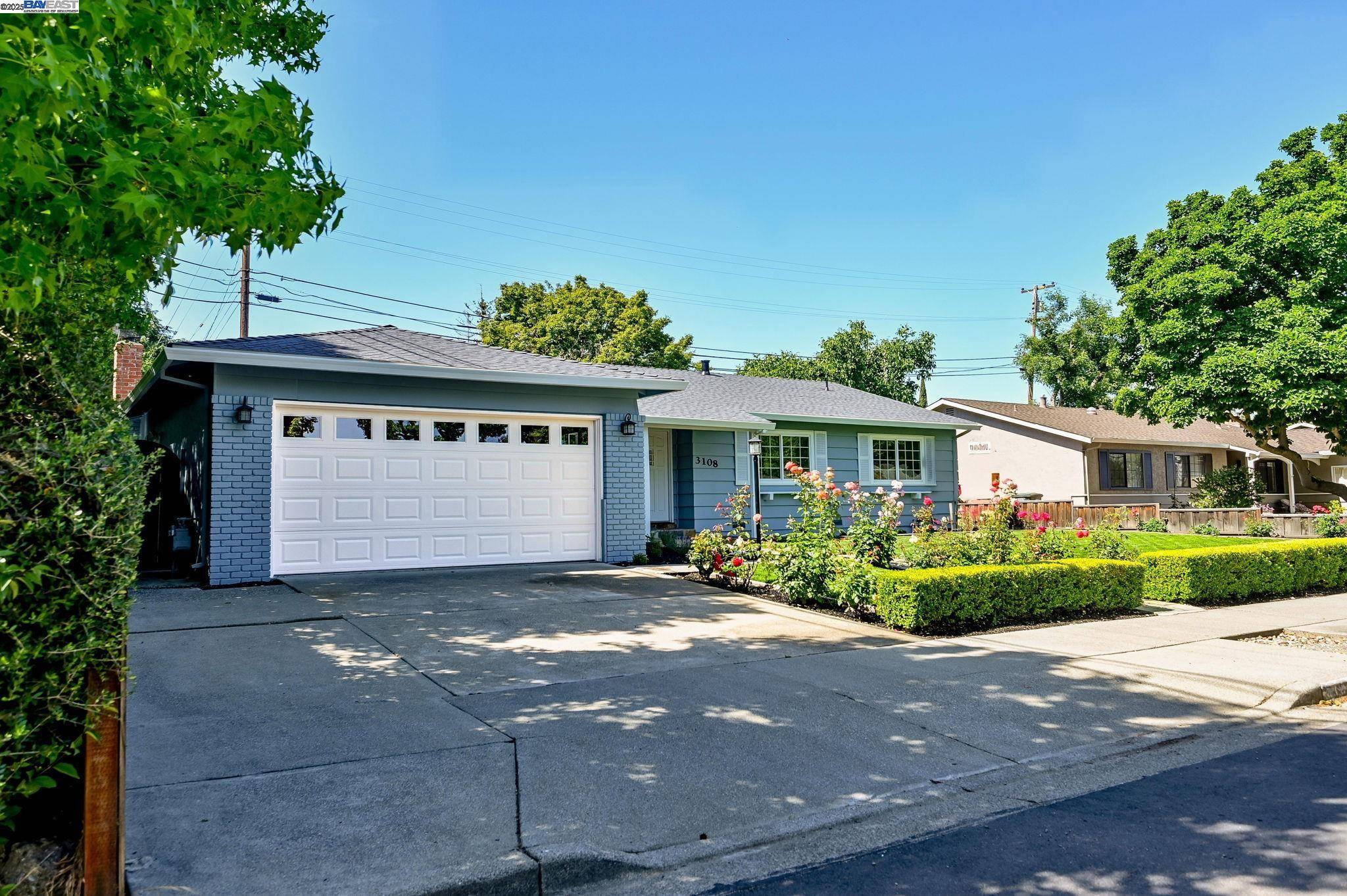 Concord, CA 94518,3108 Santa Maria Dr