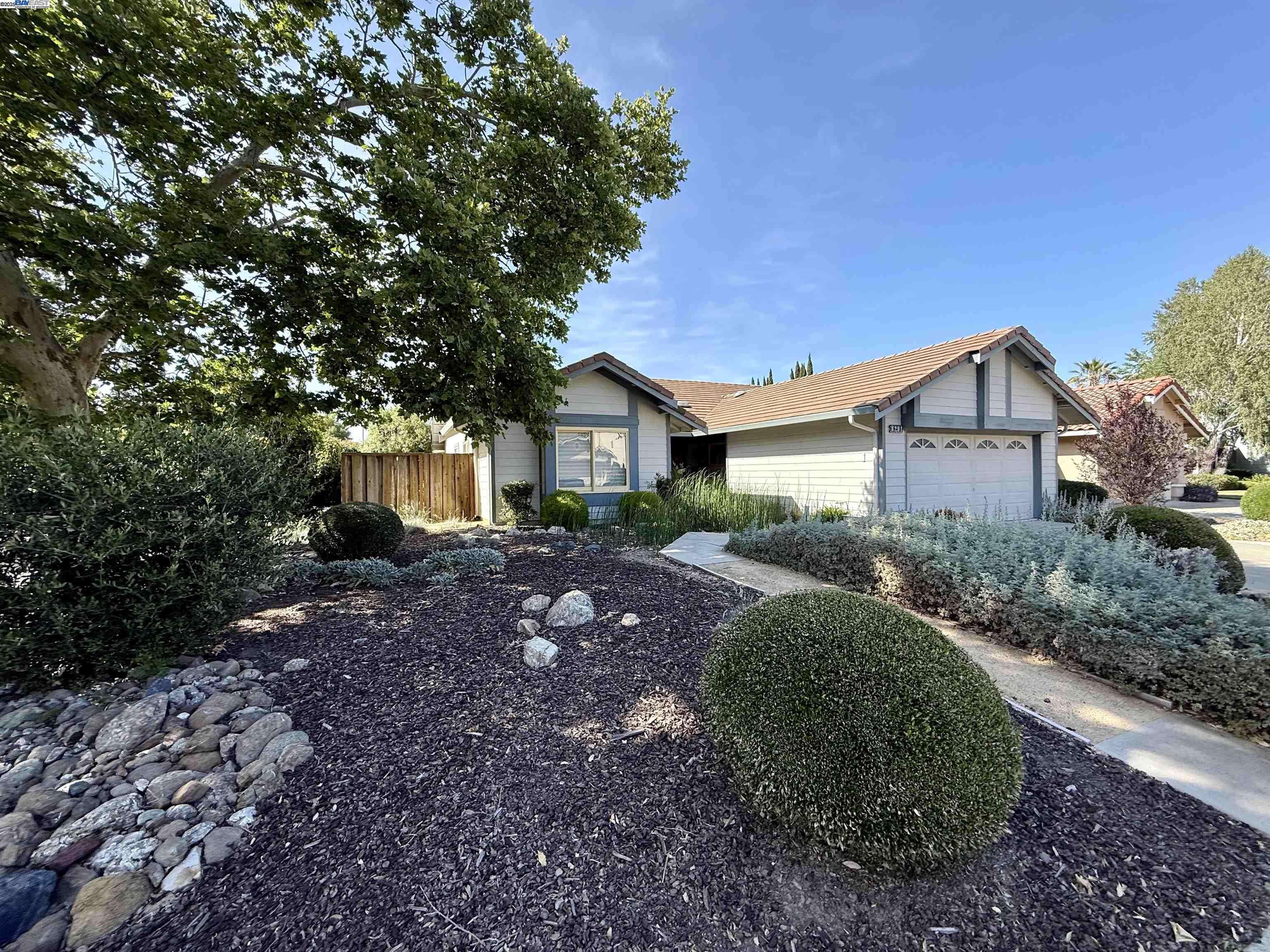 Pleasanton, CA 94566,6291 Calle Fuego
