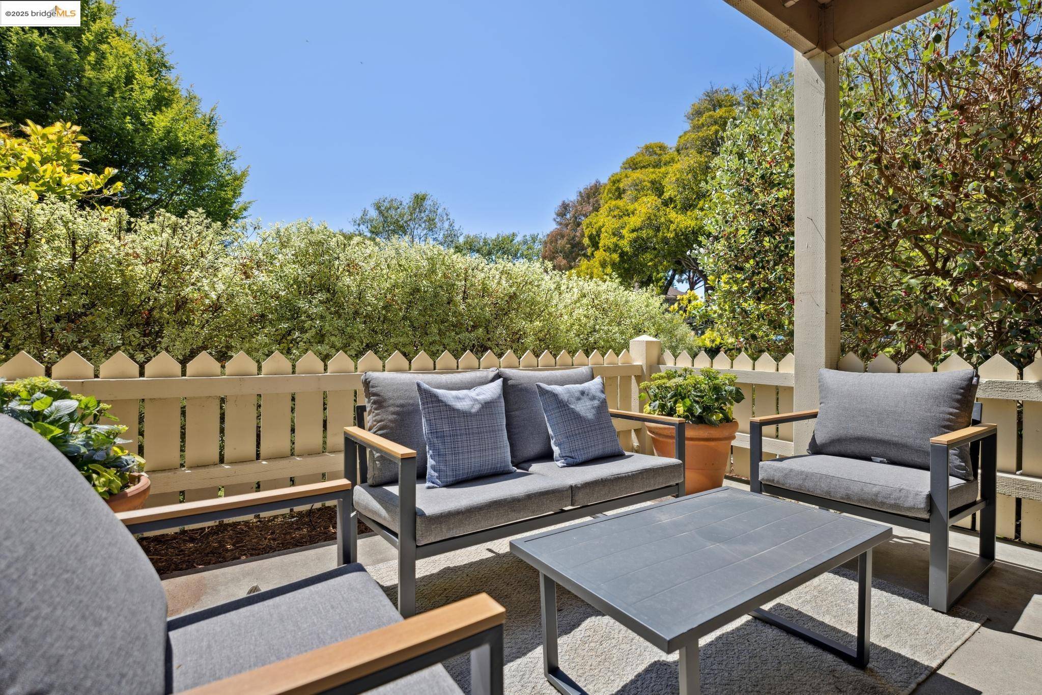 Richmond, CA 94804,149 Shoreline Ct #149