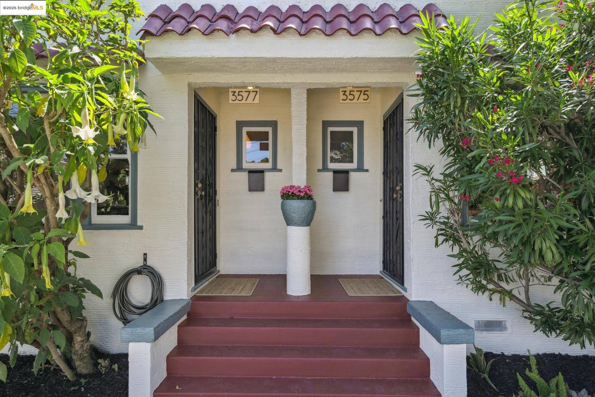 Oakland, CA 94619,3577 Brookdale Avenue