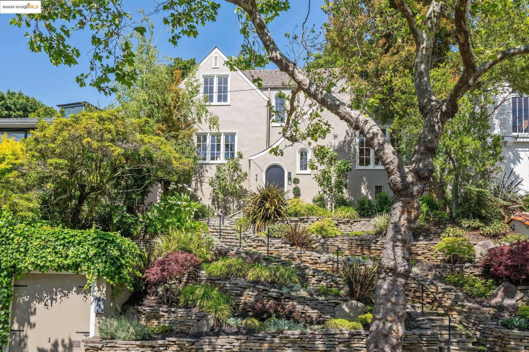 Berkeley, CA 94705,95 Alvarado