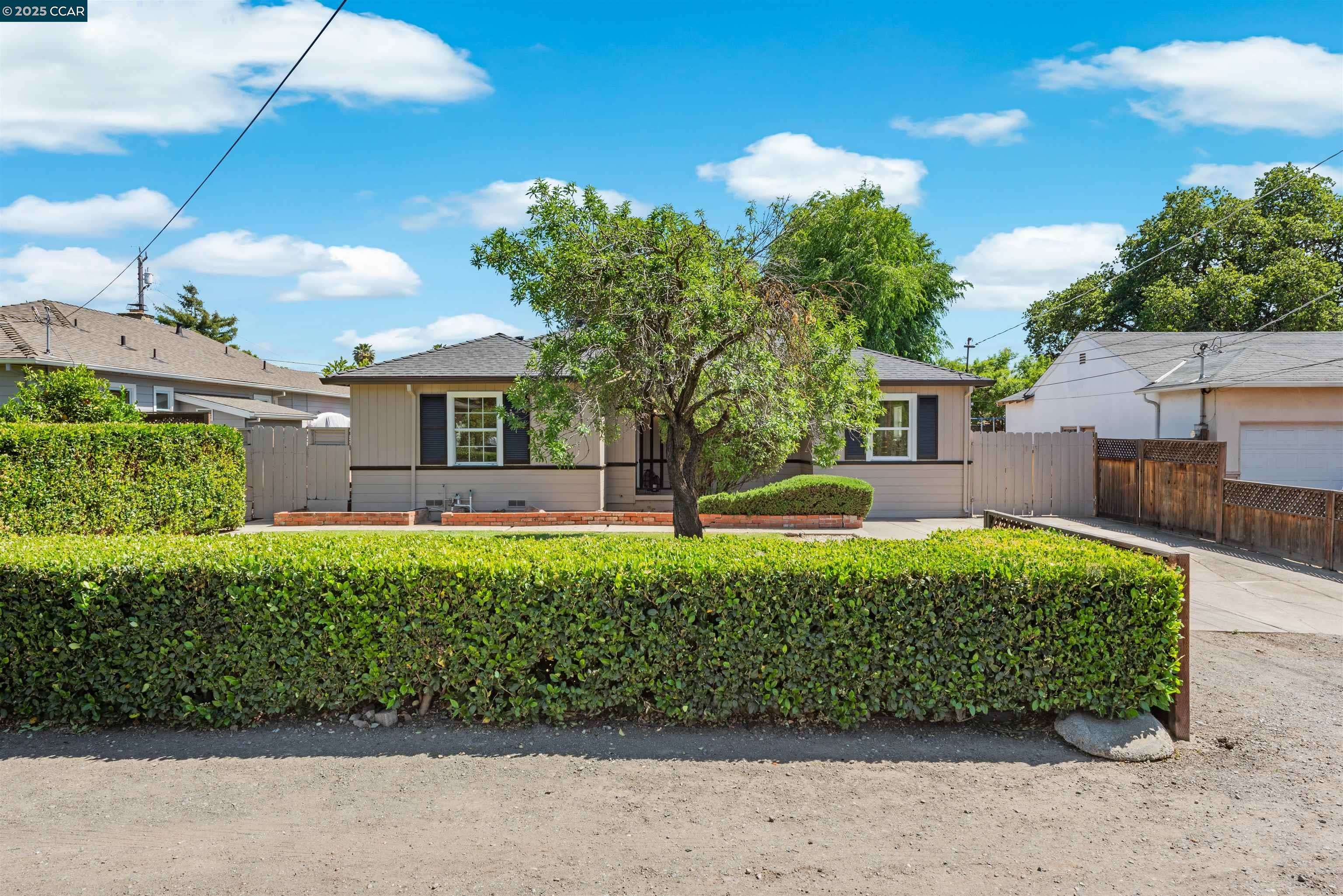 Concord, CA 94519,4048 Chestnut Ave