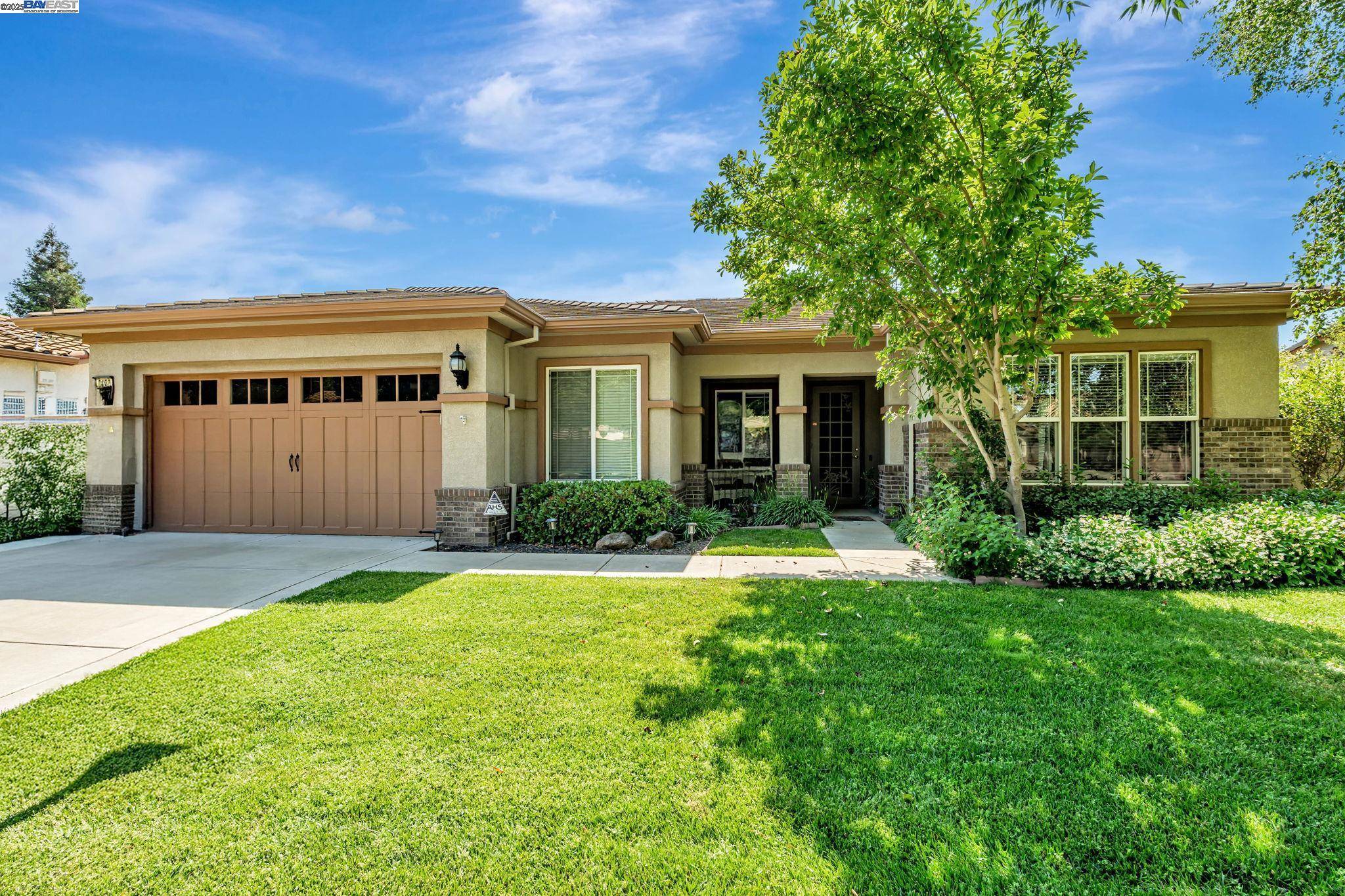 Manteca, CA 95336,2453 Gardenstone Pl