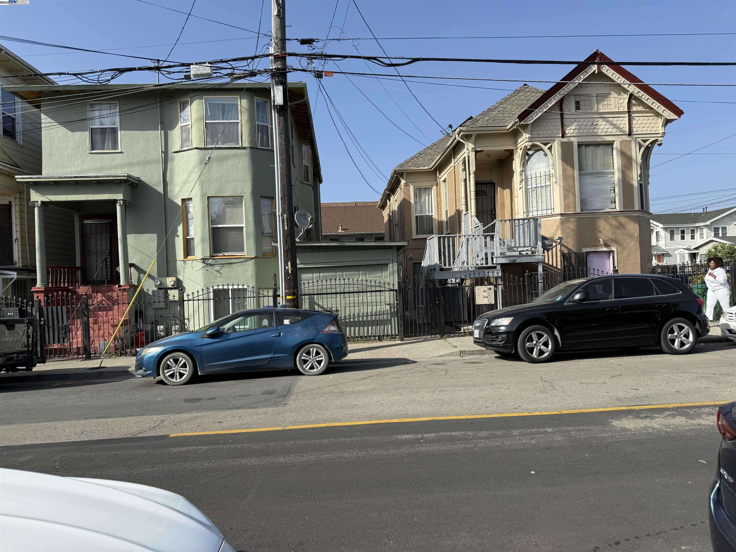 Oakland, CA 94607,856 & 858 21st