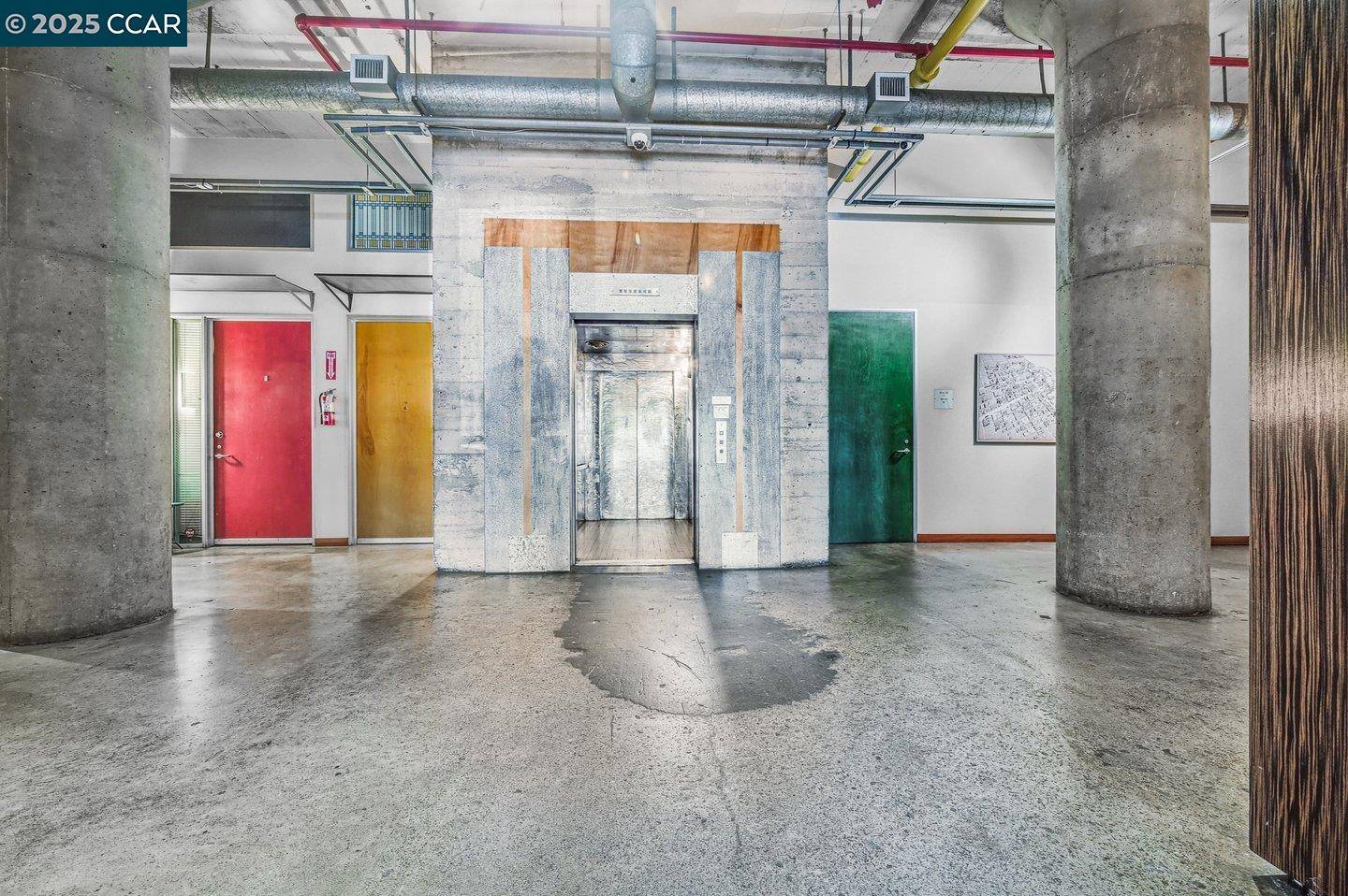 Oakland, CA 94607,247 4Th St #206