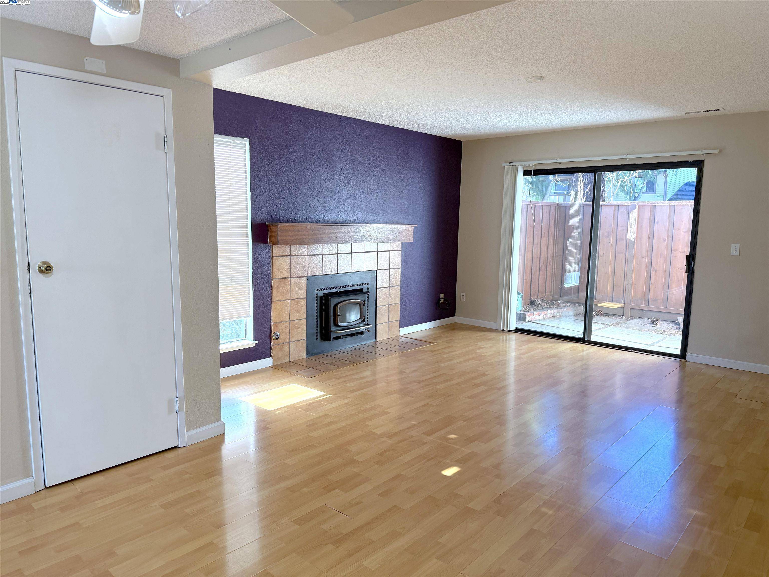 Newark, CA 94560,6100 Joaquin Murieta Ave #G