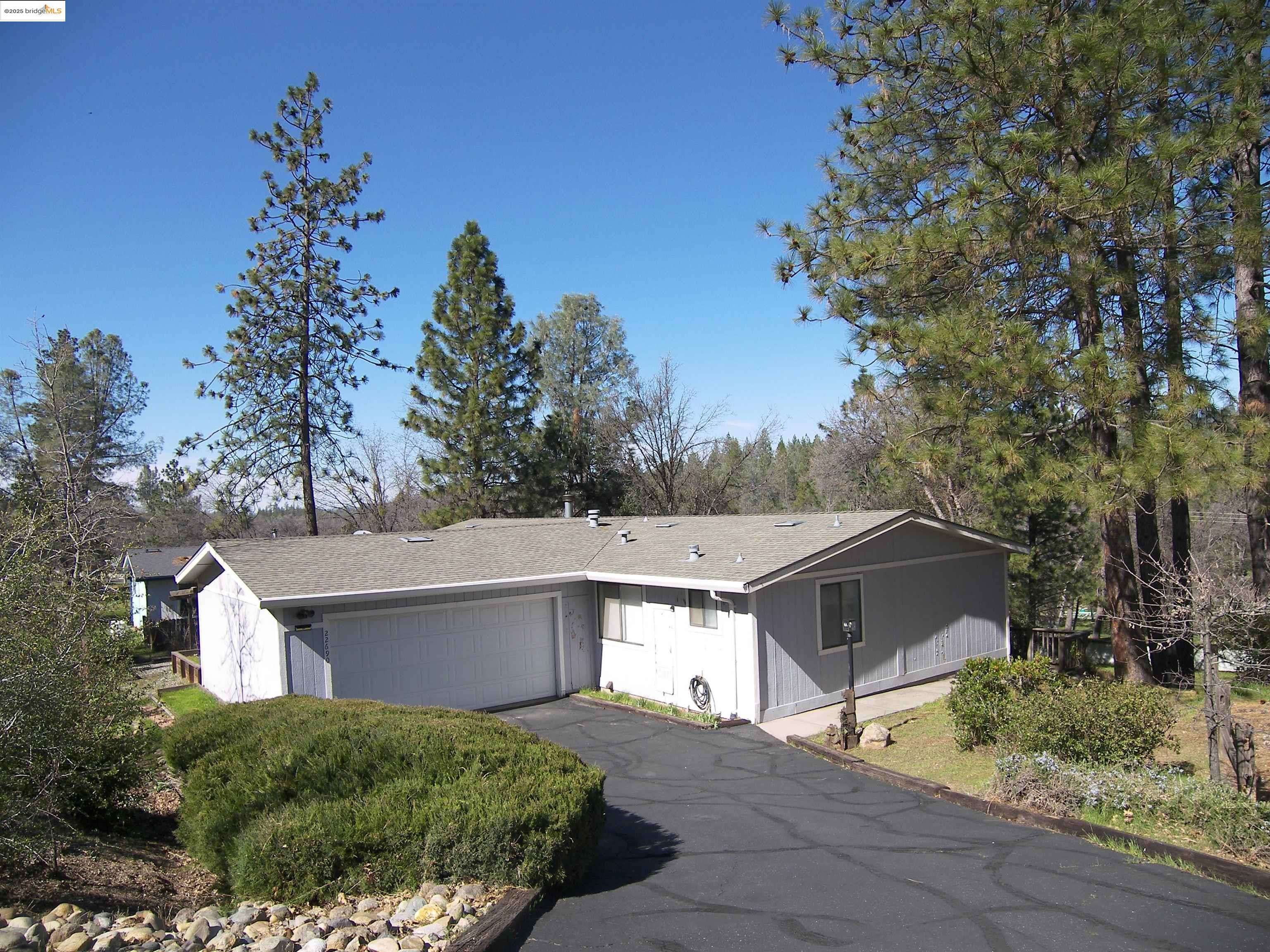Groveland, CA 95321,22690 Hidden Hollow Rd.
