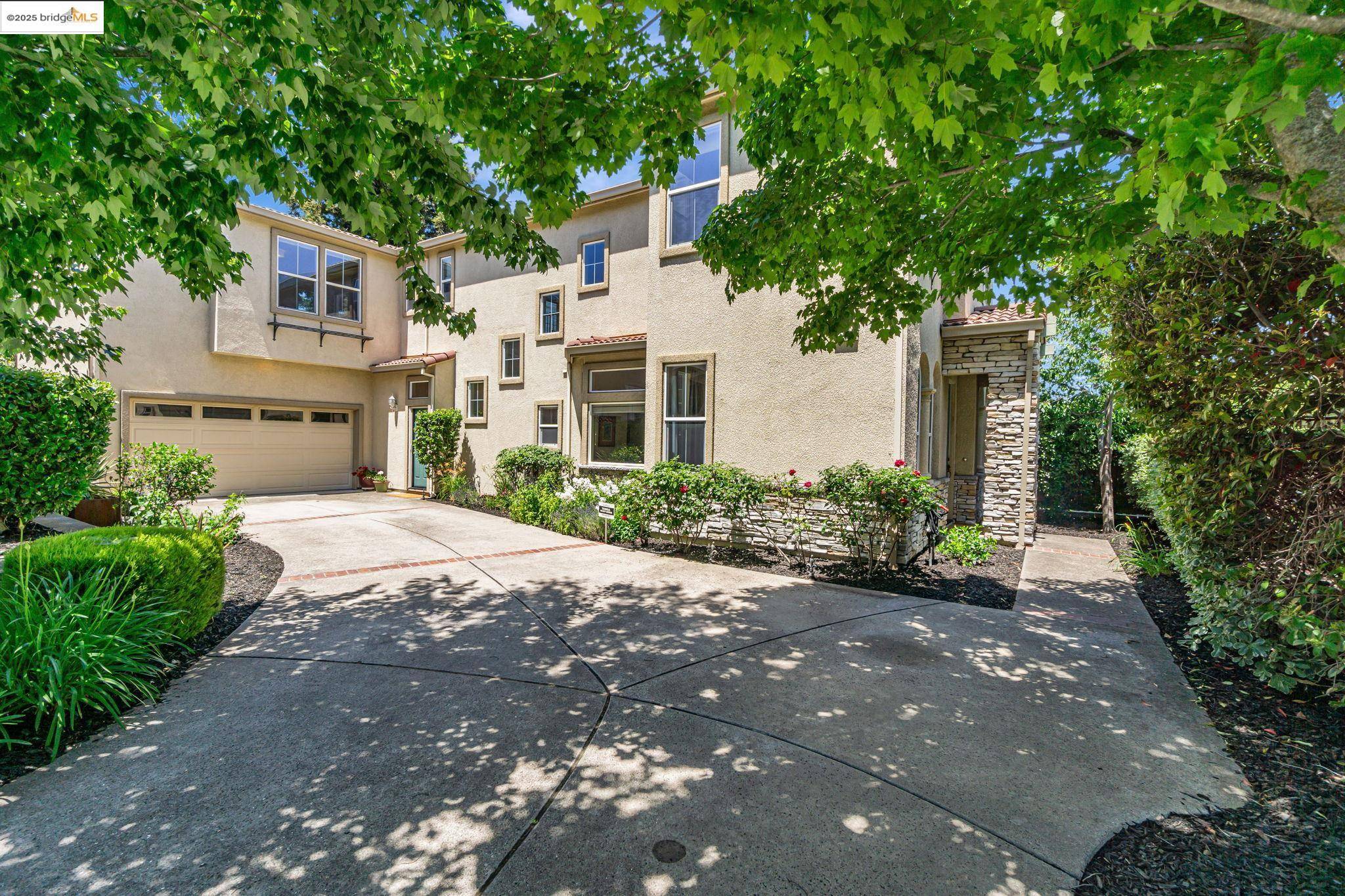 Walnut Creek, CA 94597,548 Gabriel Ct