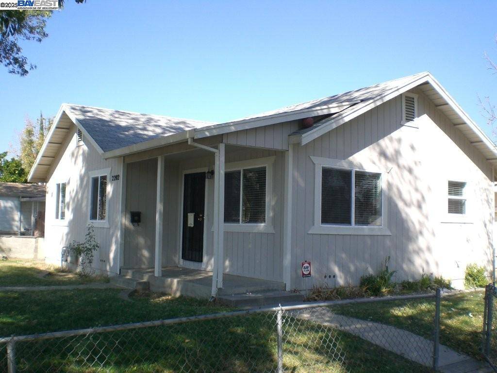 Modesto, CA 95350,2137 Whitcomb Way