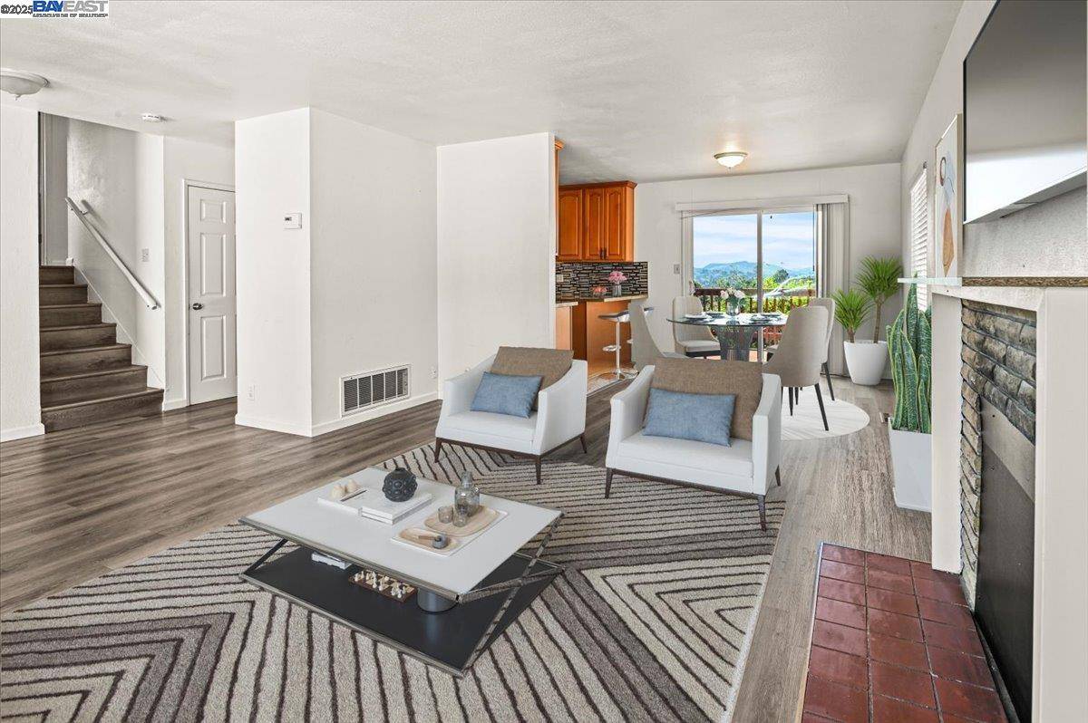 Hayward, CA 94541,2936 Pickford Way