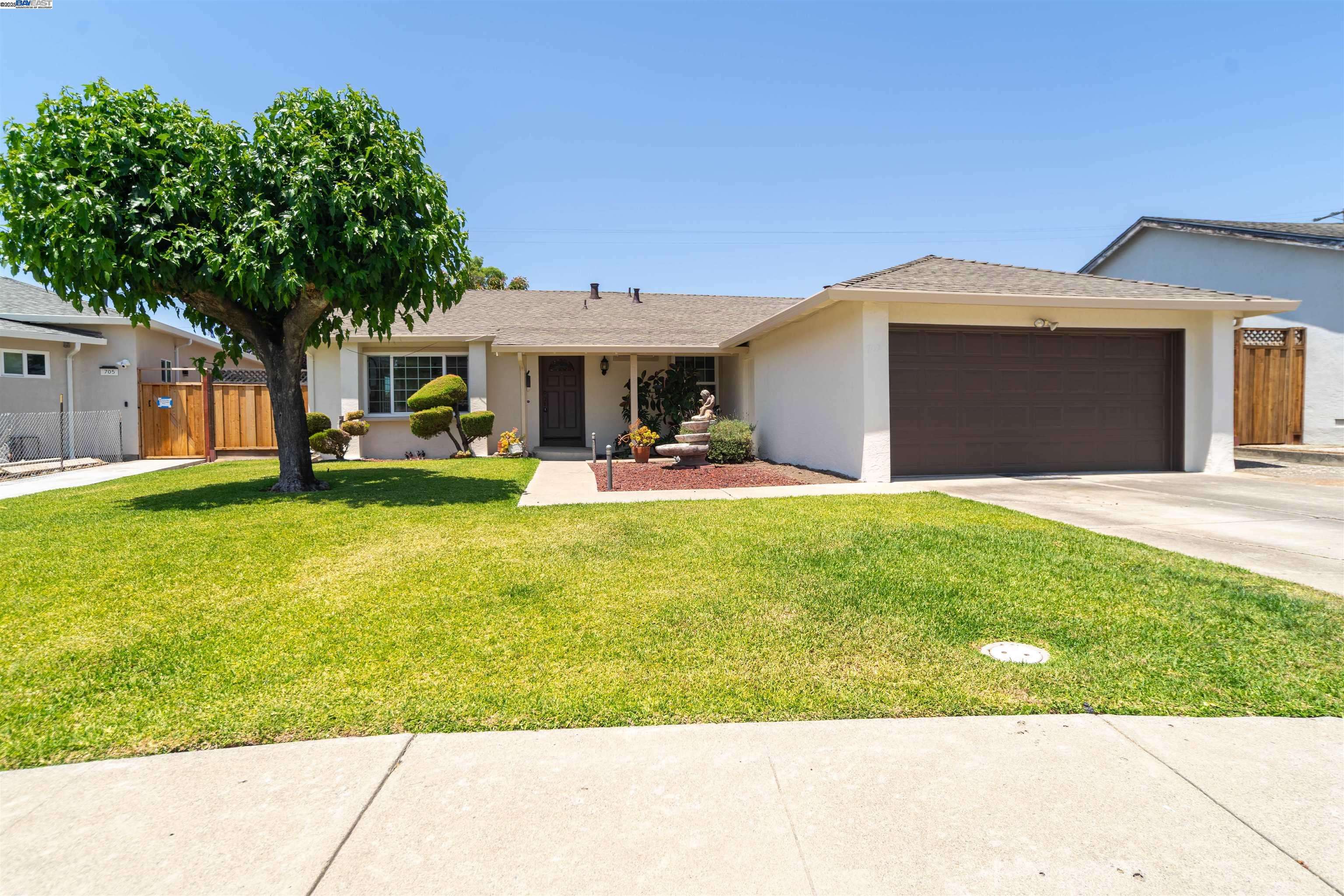 Fremont, CA 94539,709 Covina Way