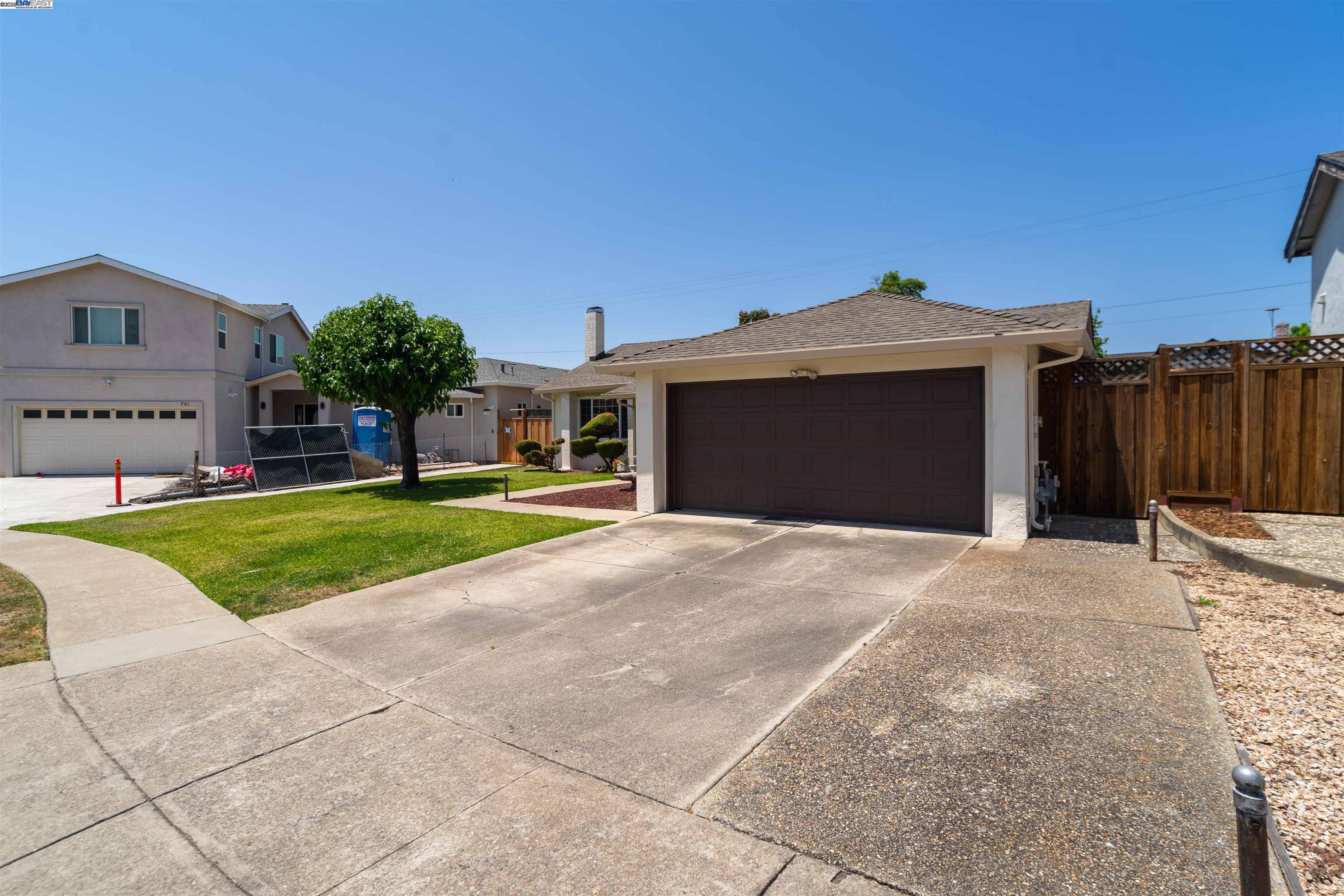 Fremont, CA 94539,709 Covina Way
