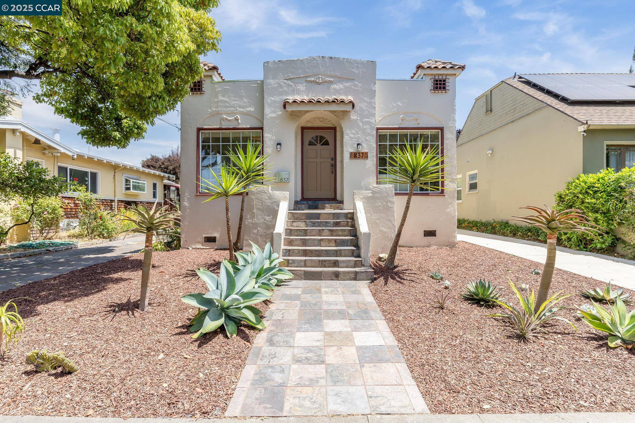 Albany, CA 94706,837 San Carlos Ave