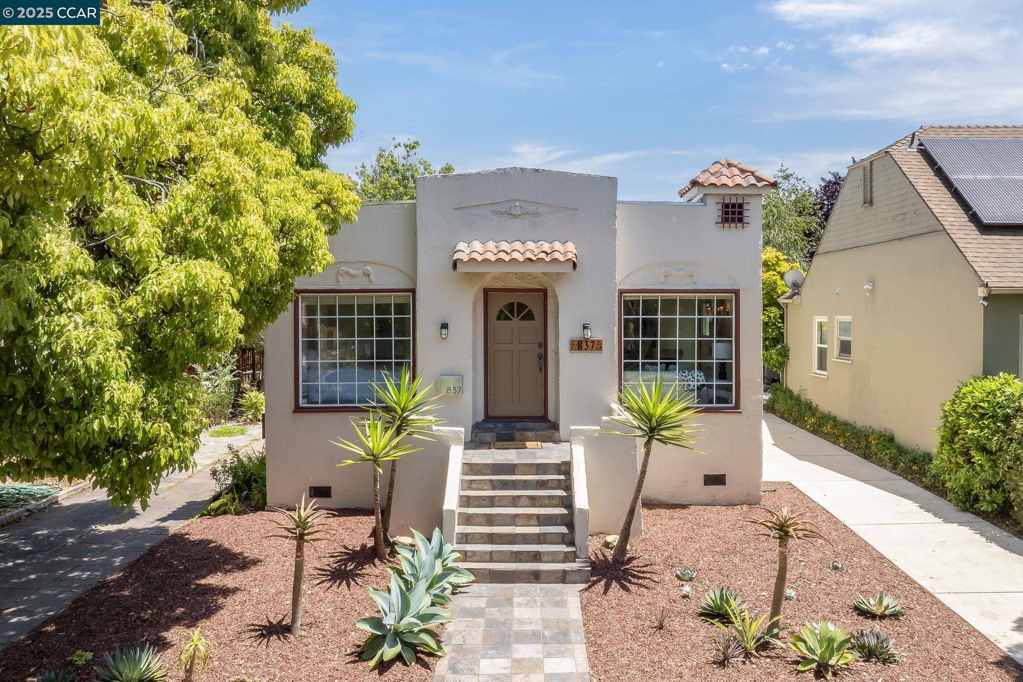 Albany, CA 94706,837 San Carlos Ave