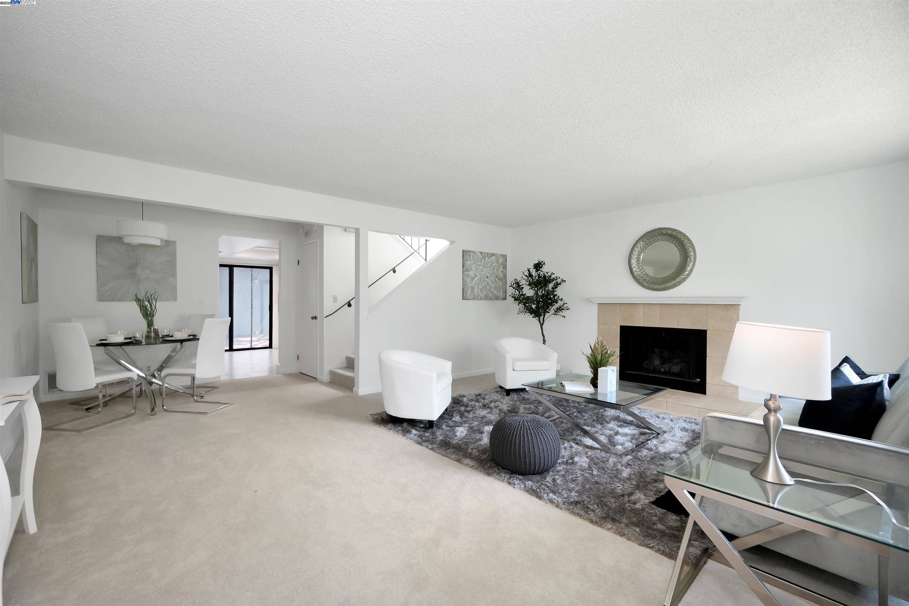 Castro Valley, CA 94552,20694 Waterford Pl