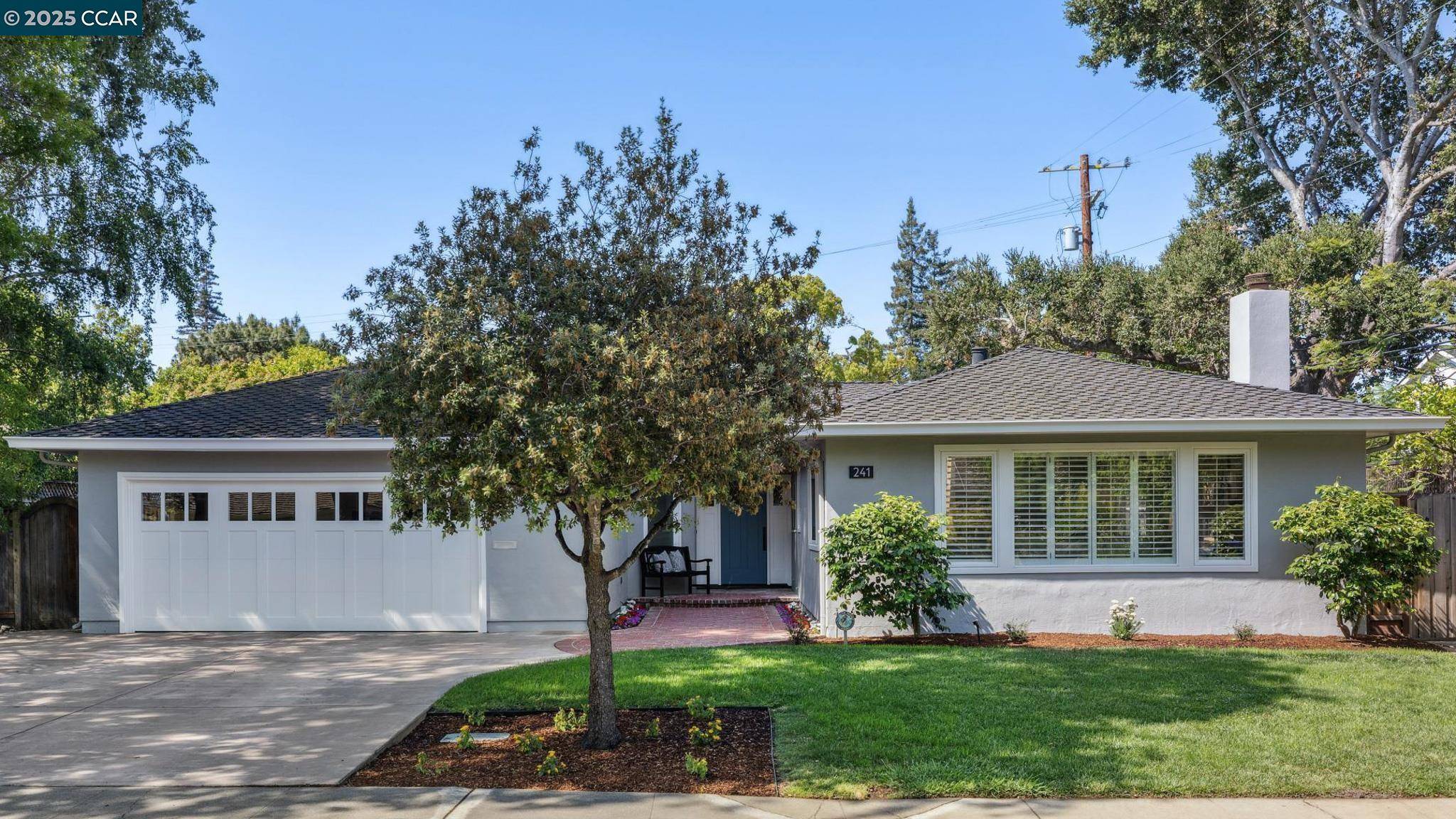 Menlo Park, CA 94025,241 E Creek Dr