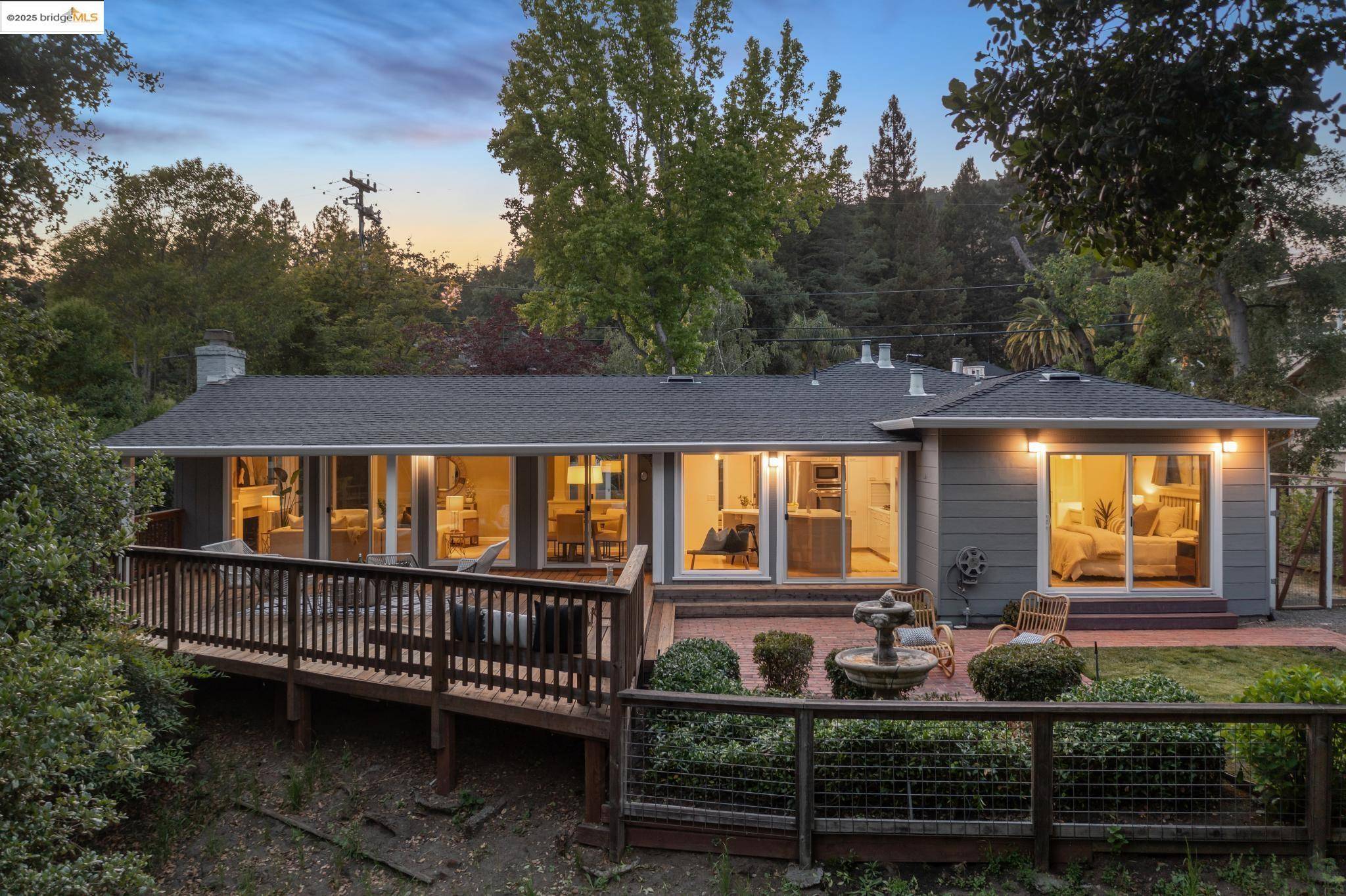 Orinda, CA 94563,184 Lombardy Ln