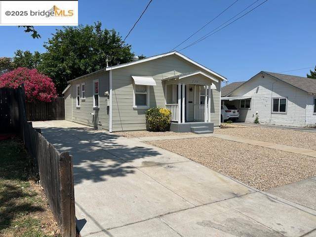 Antioch, CA 94509,2734 D St