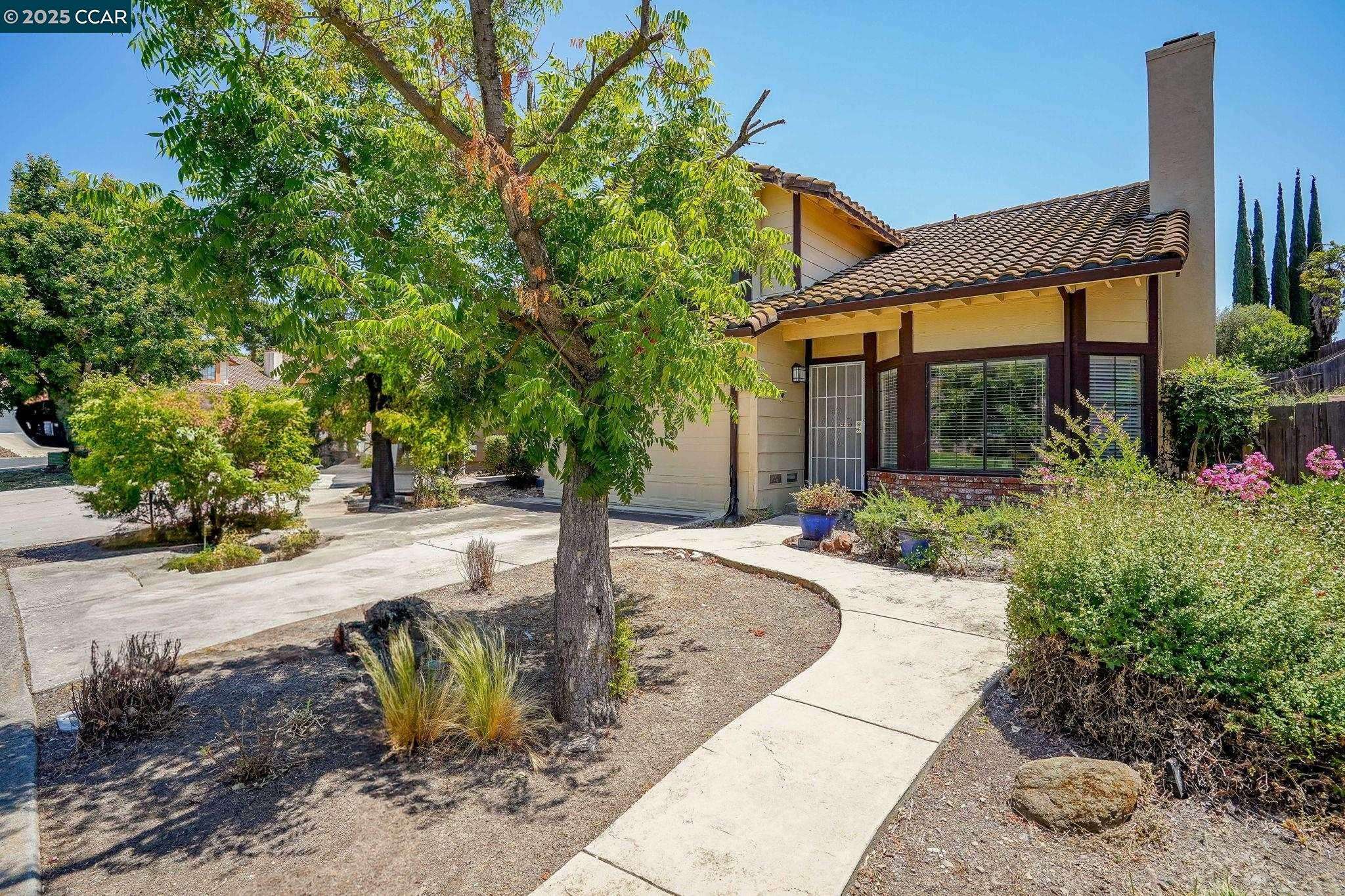 Antioch, CA 94531,2912 Morro Dr