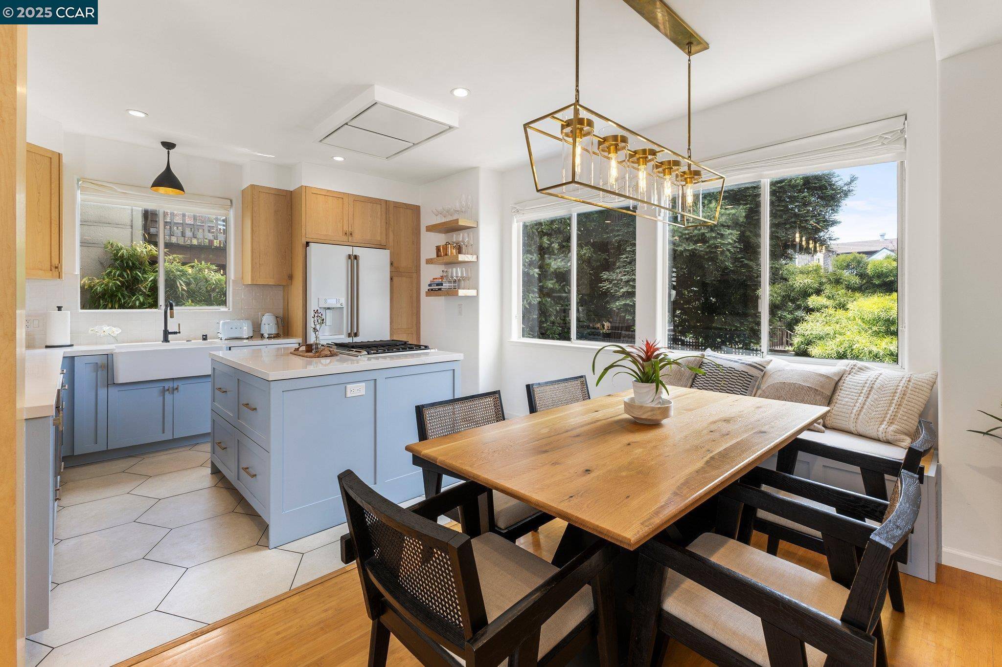 San Francisco, CA 94107,712 Wisconsin St