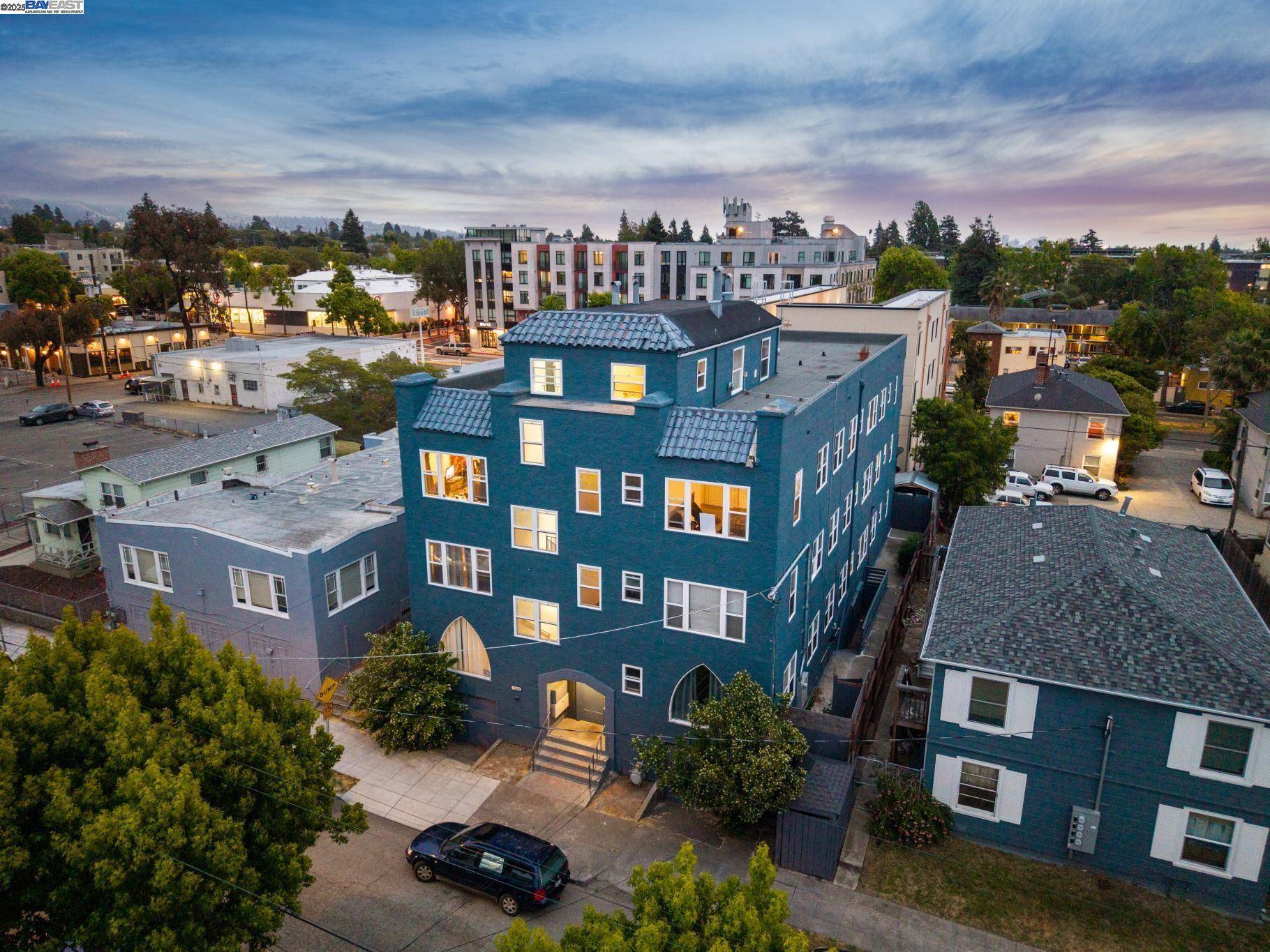 Berkeley, CA 94702,1360 Berkeley Way