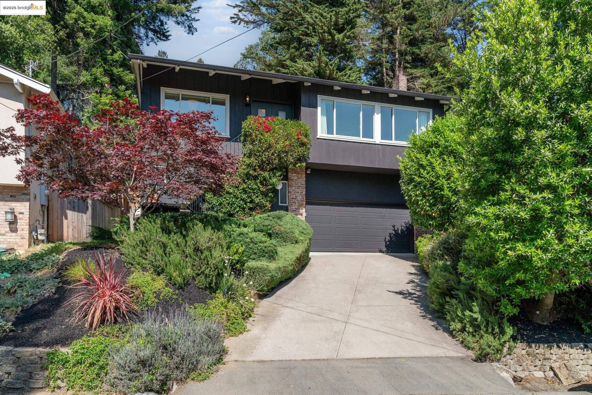 Oakland, CA 94611,6738 Aitken Dr