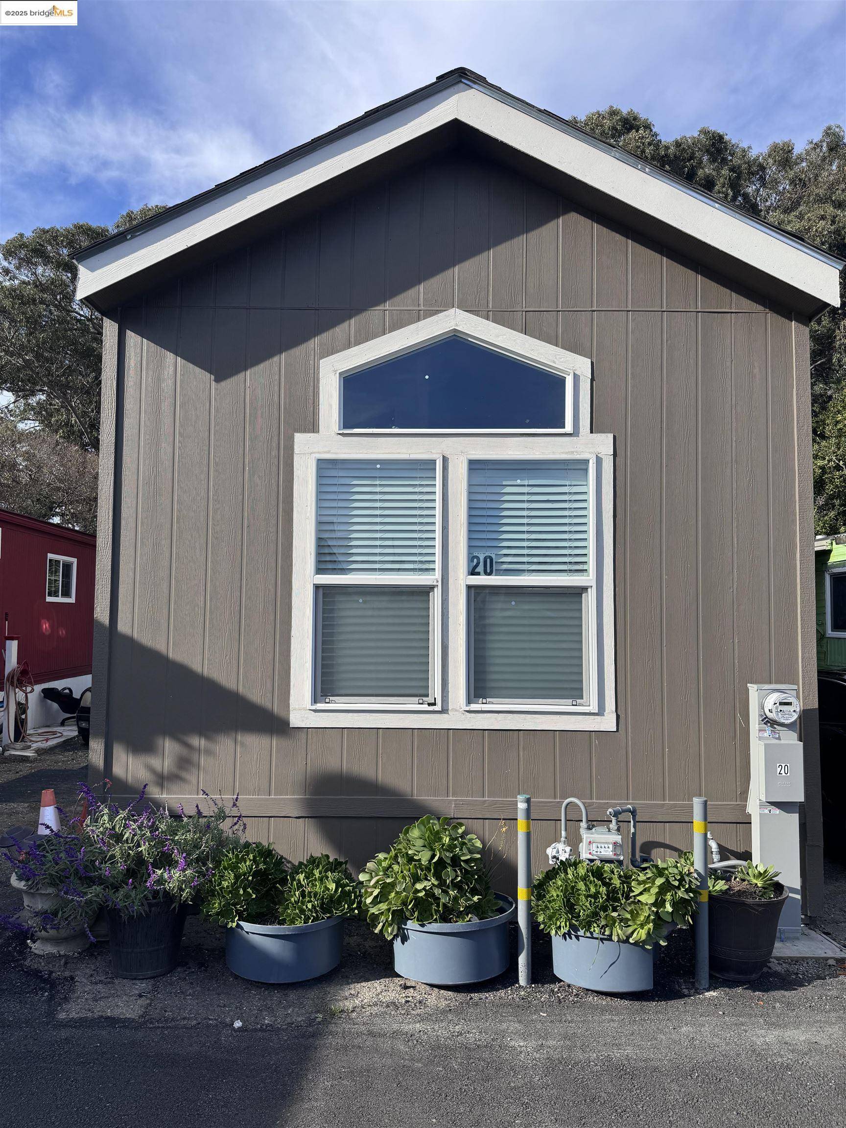 San Pablo, CA 94806,2425 Church Lane #20