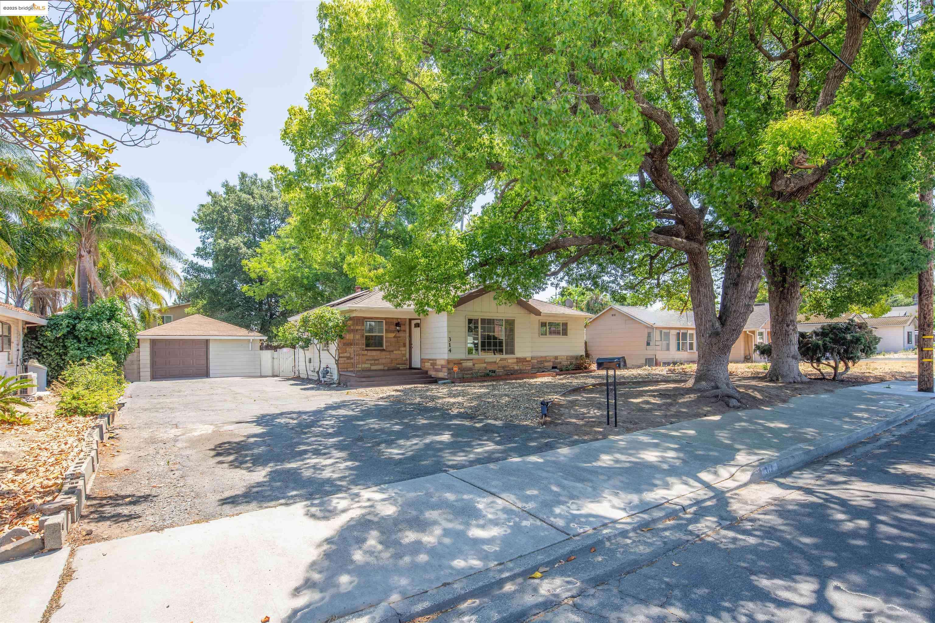 Oakley, CA 94561,314 Landis Ave