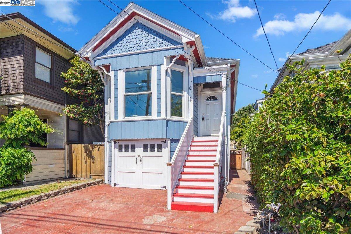 Alameda, CA 94501,1813 Minturn Street