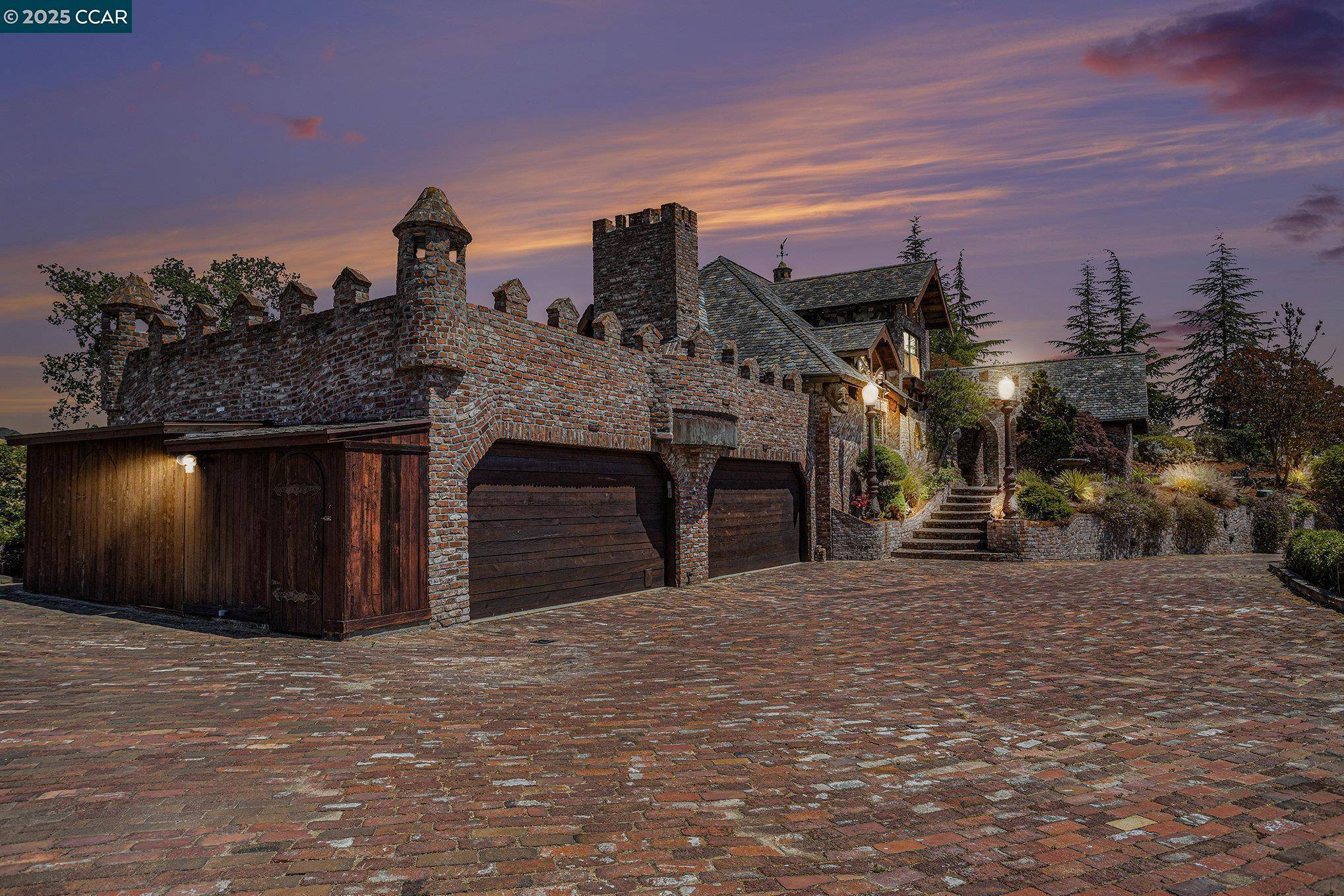 Alamo, CA 94507,176 Mountain Canyon Ln