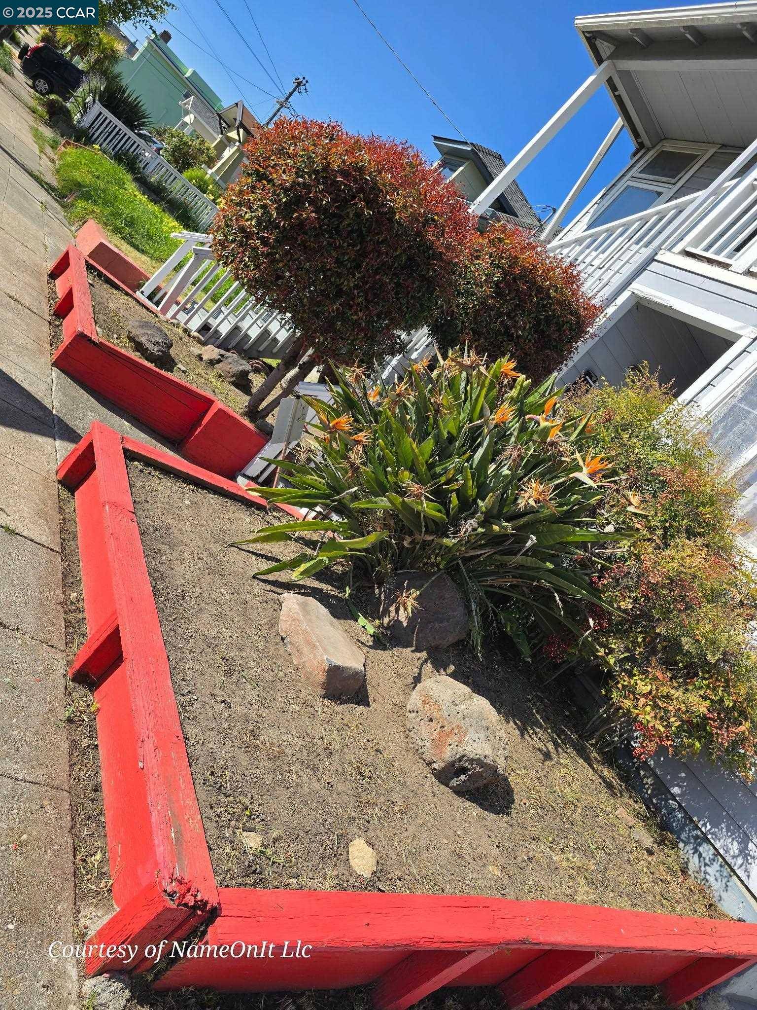 Oakland, CA 94619,3770 Suter St