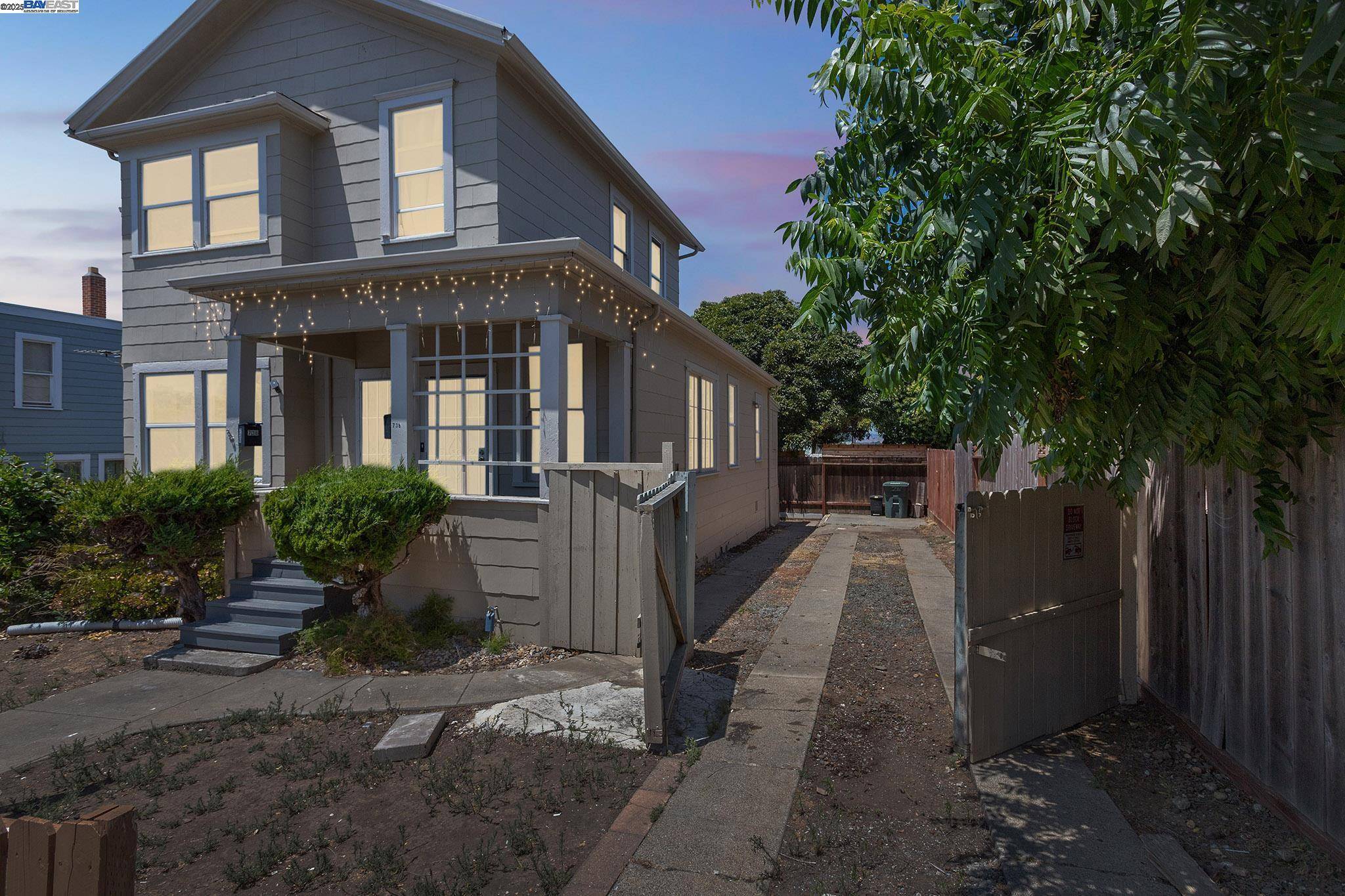 Vallejo, CA 94590,734 Florida St