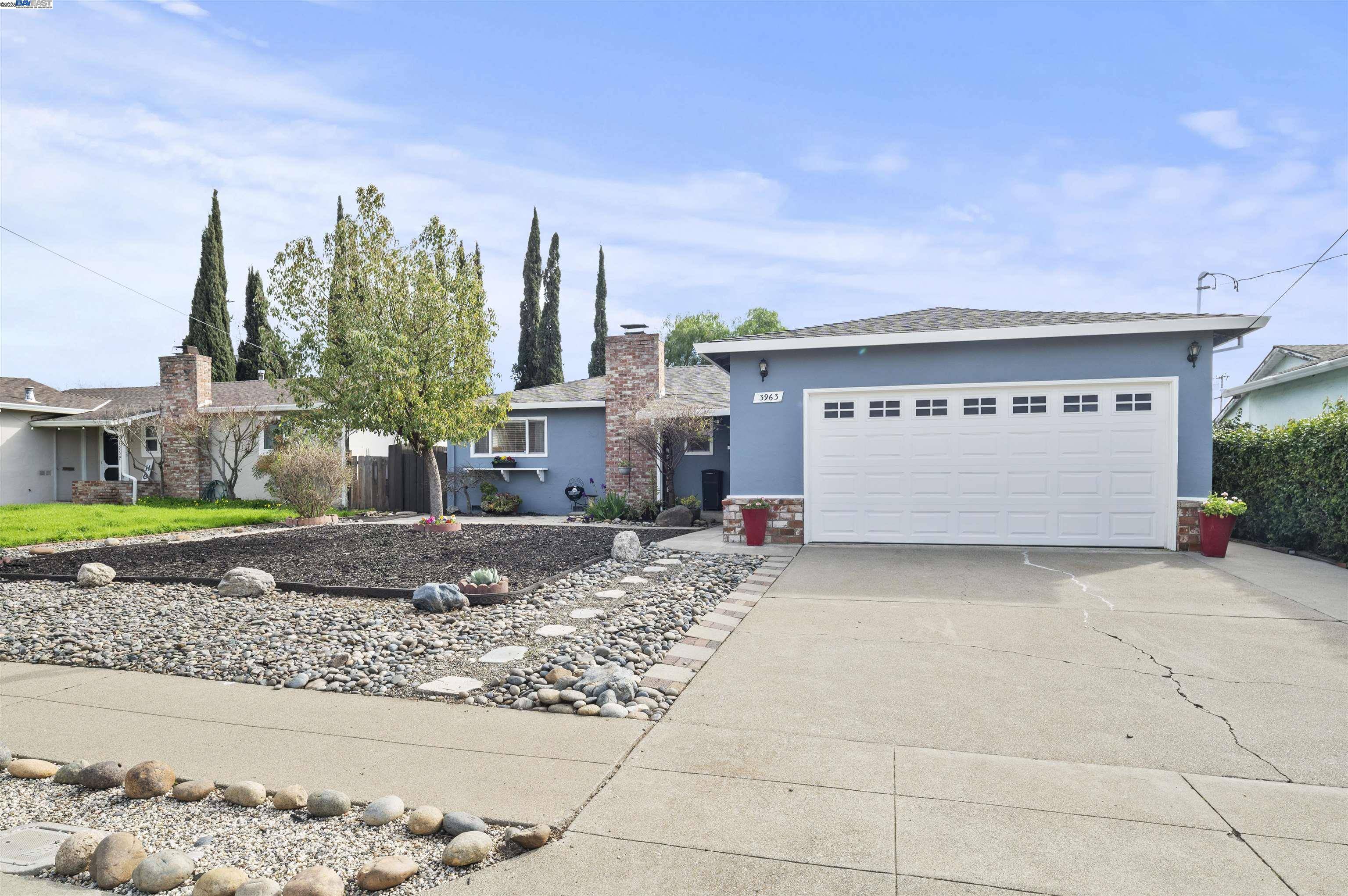 Livermore, CA 94550,3963 Yale Way