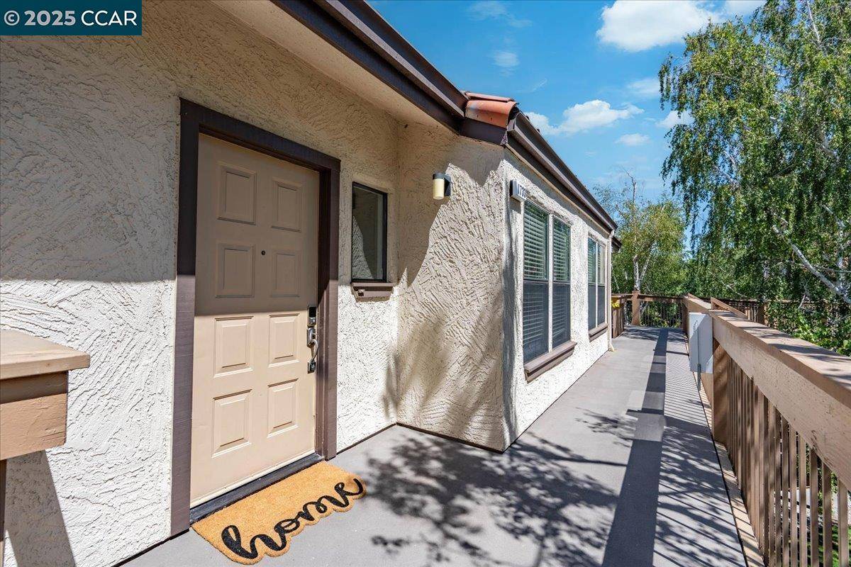 Walnut Creek, CA 94595,1733 S Villa Way
