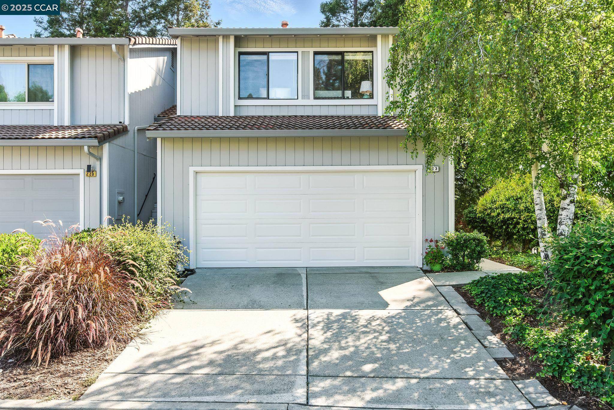 Martinez, CA 94553,223 Via Pinada Ln