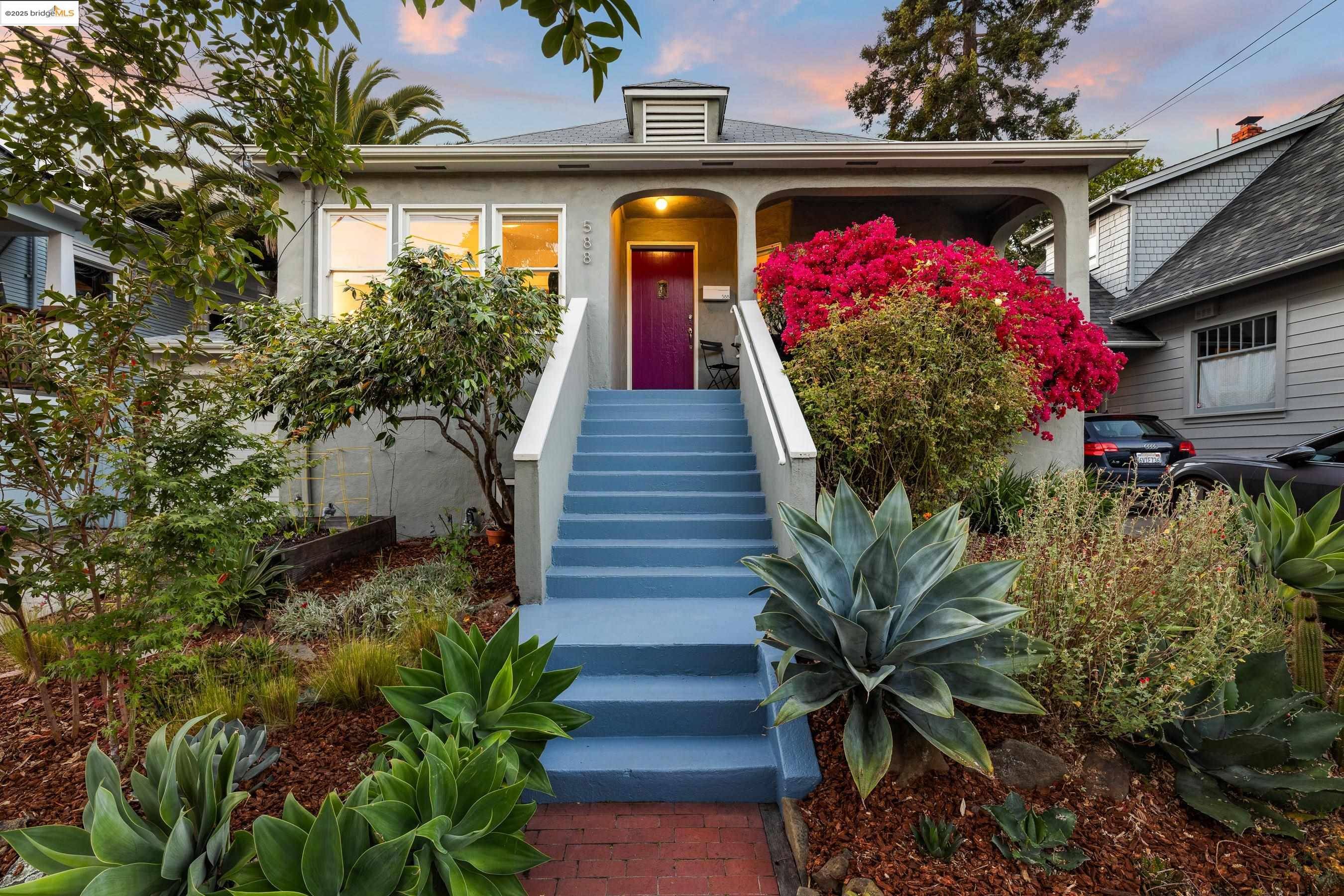 Oakland, CA 94609,588 61st Street