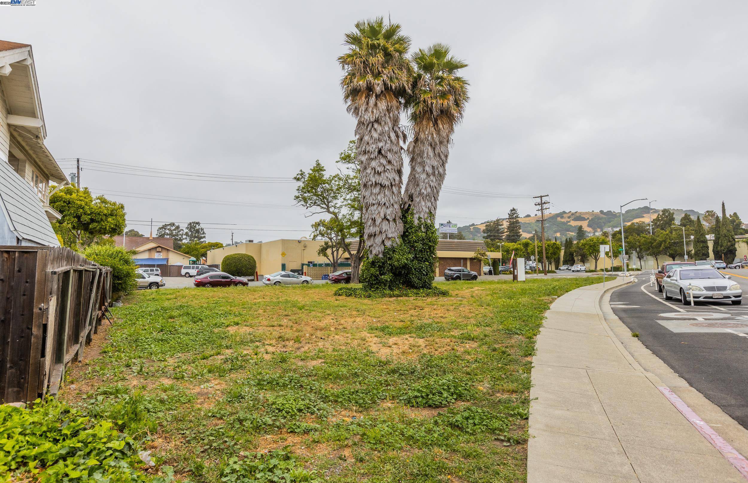 San Leandro, CA 94577,1405 Grand Ave