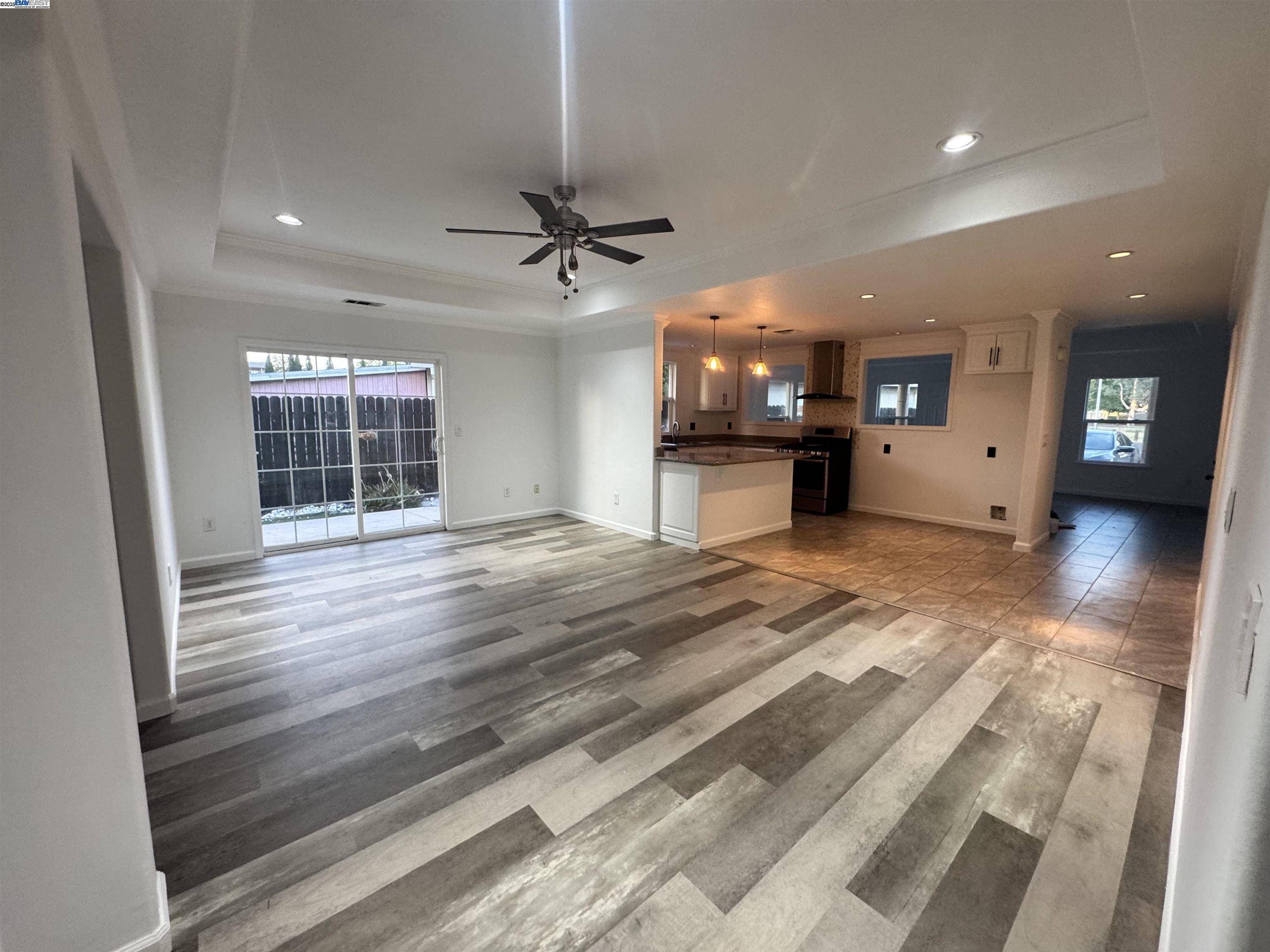 Sacramento, CA 95815,2621 Altos Ave