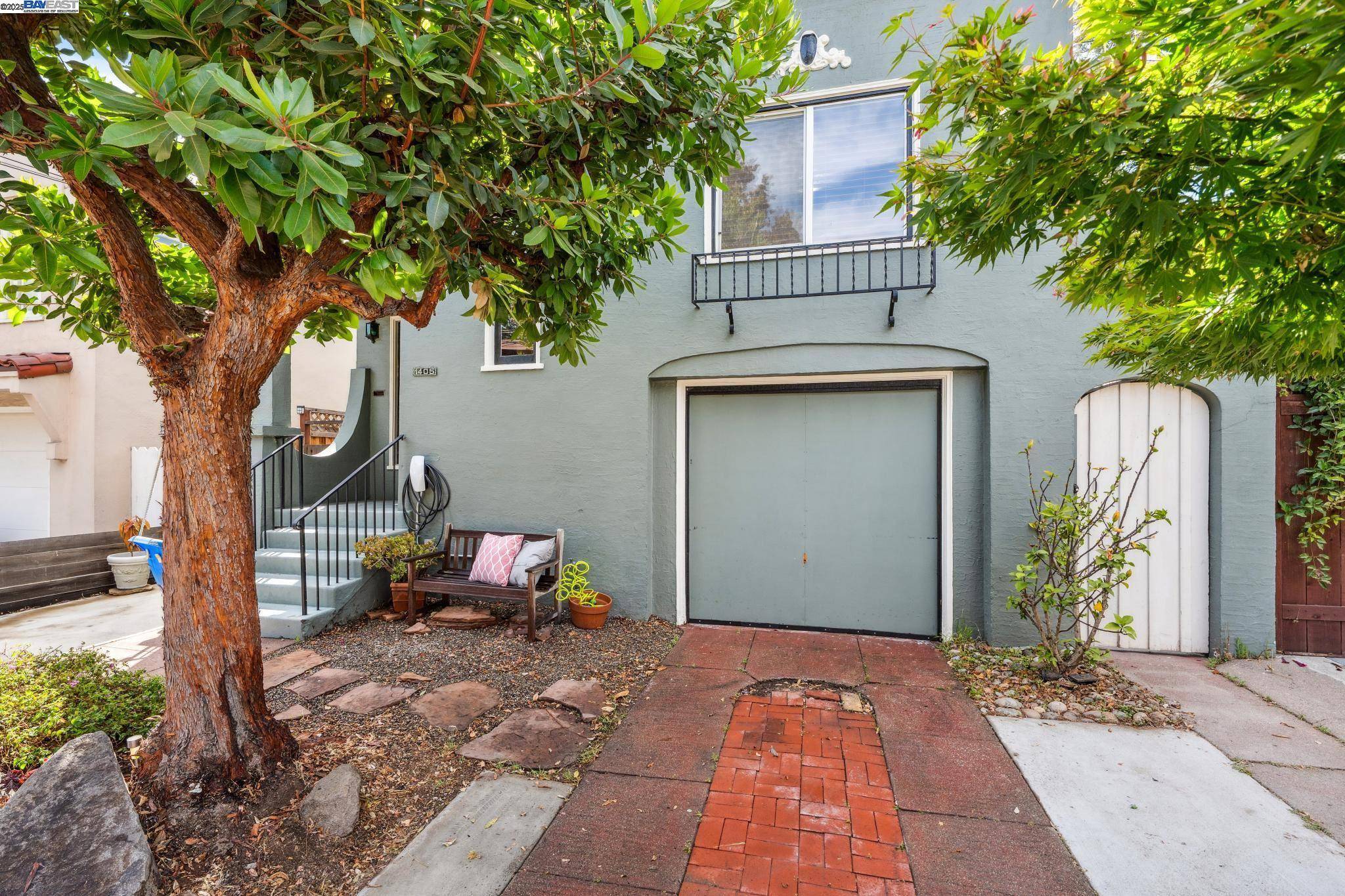 Alameda, CA 94501,1405 Chestnut St