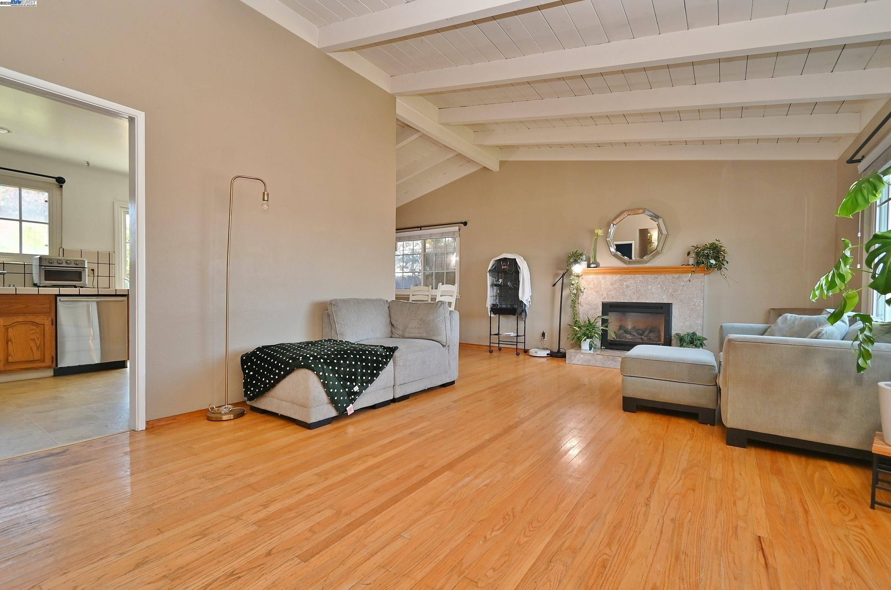 Castro Valley, CA 94546,19641 Betrose Ct