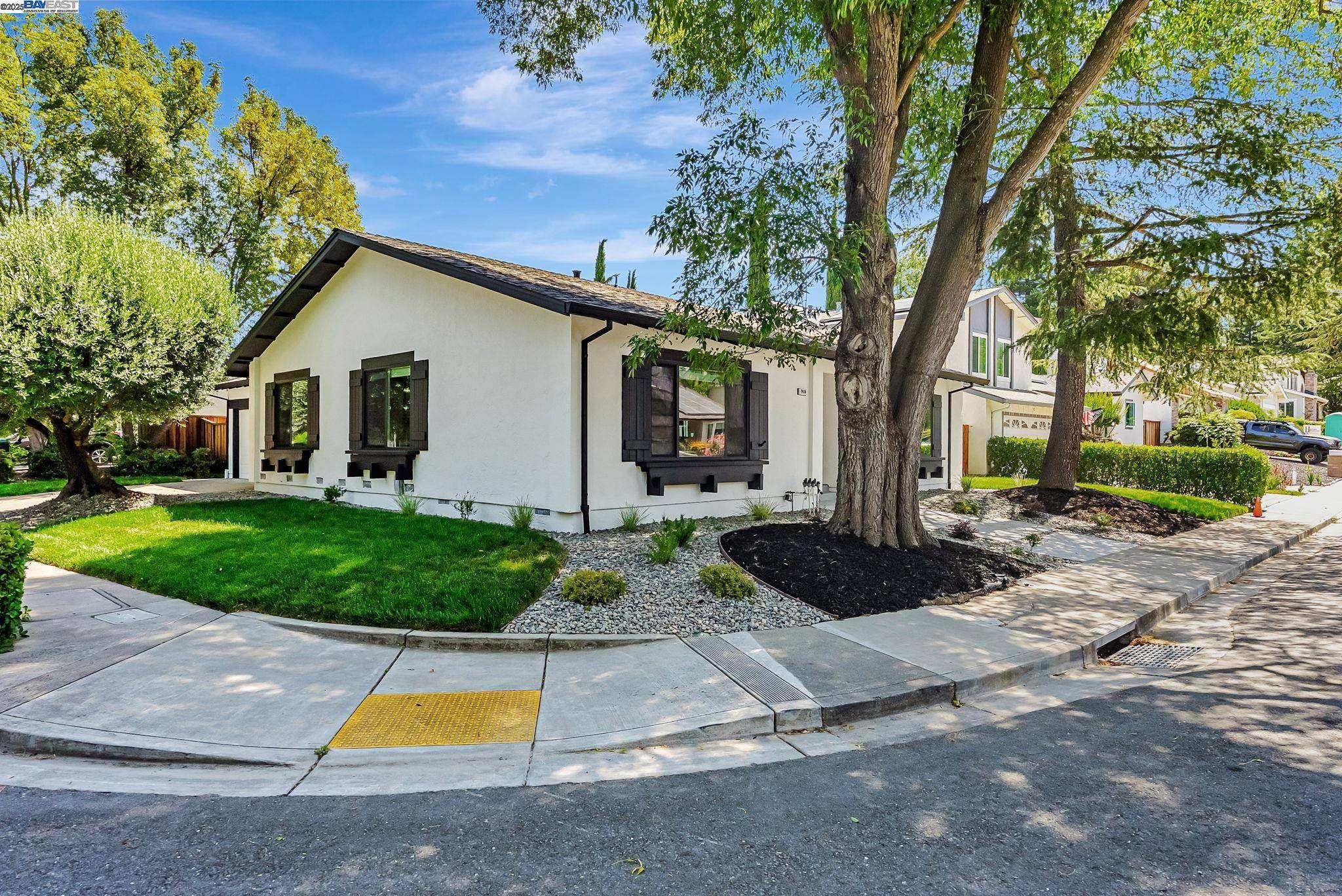 Pleasanton, CA 94588,7410 Aspen