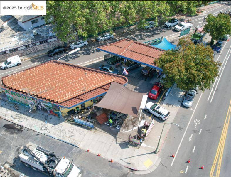 Oakland, CA 94606,1901 Park Blvd