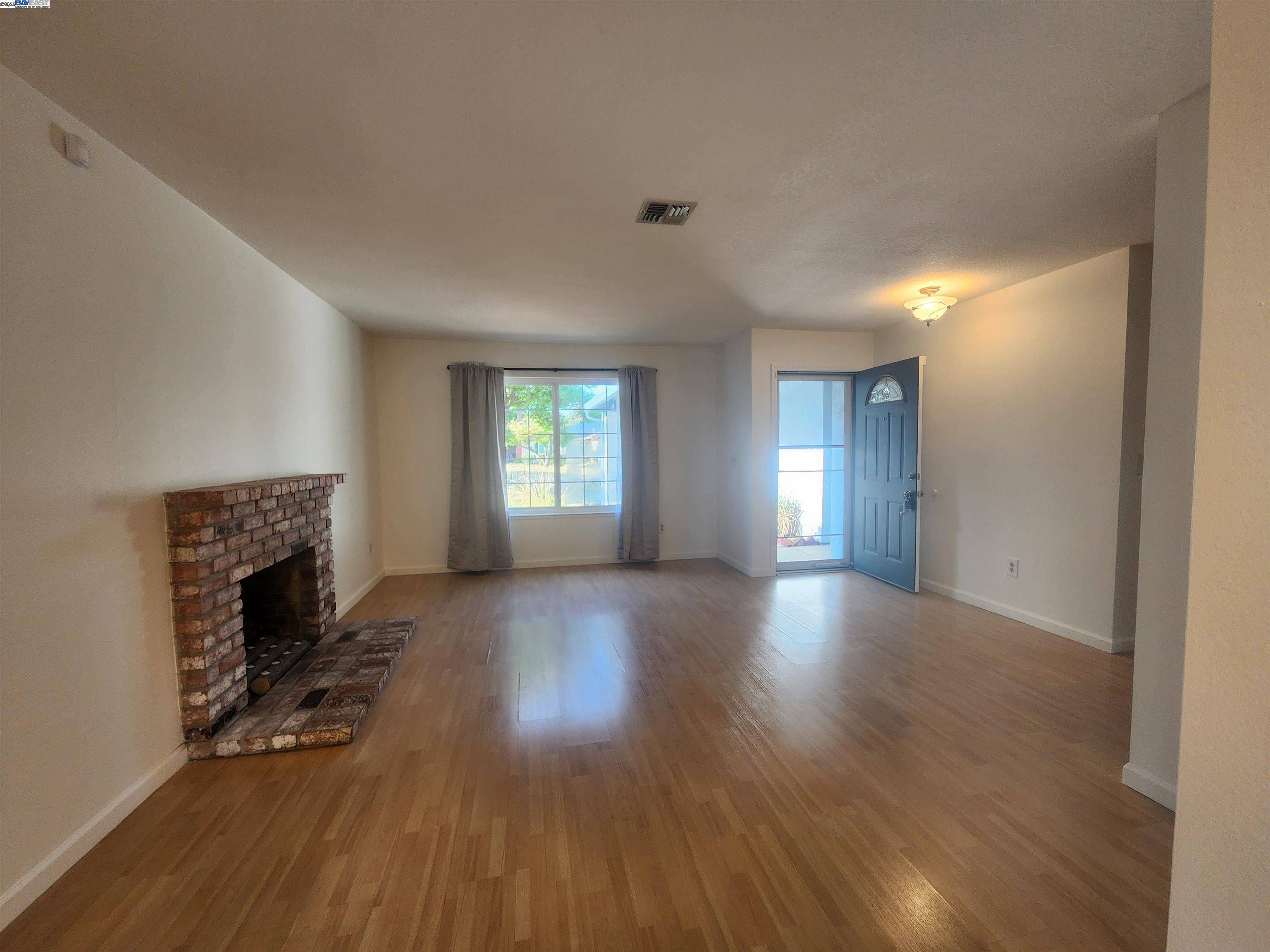 Livermore, CA 94551,1733 Carnation Cir